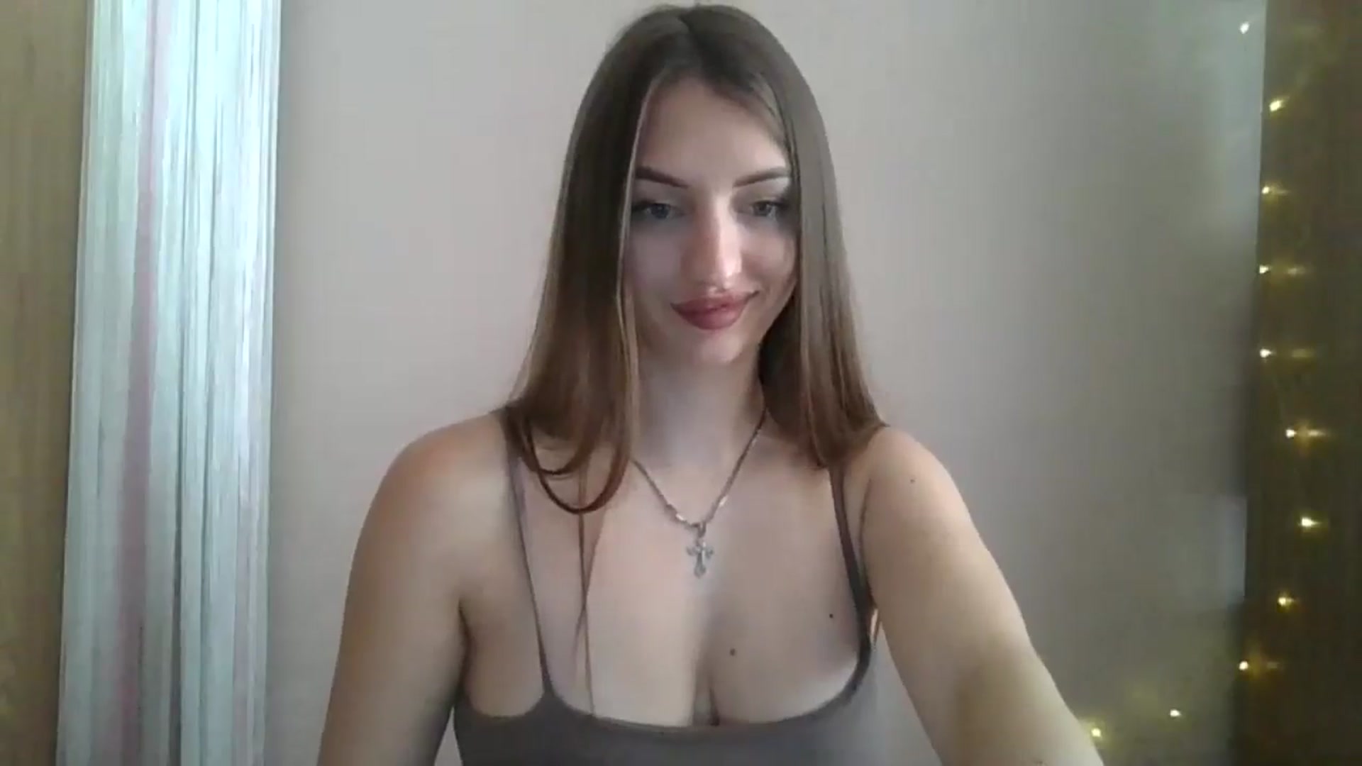 Gallery image thumbnail from SarahMills's myfreecams stream on, 08/28/2025, 09:06 image 18 of 20