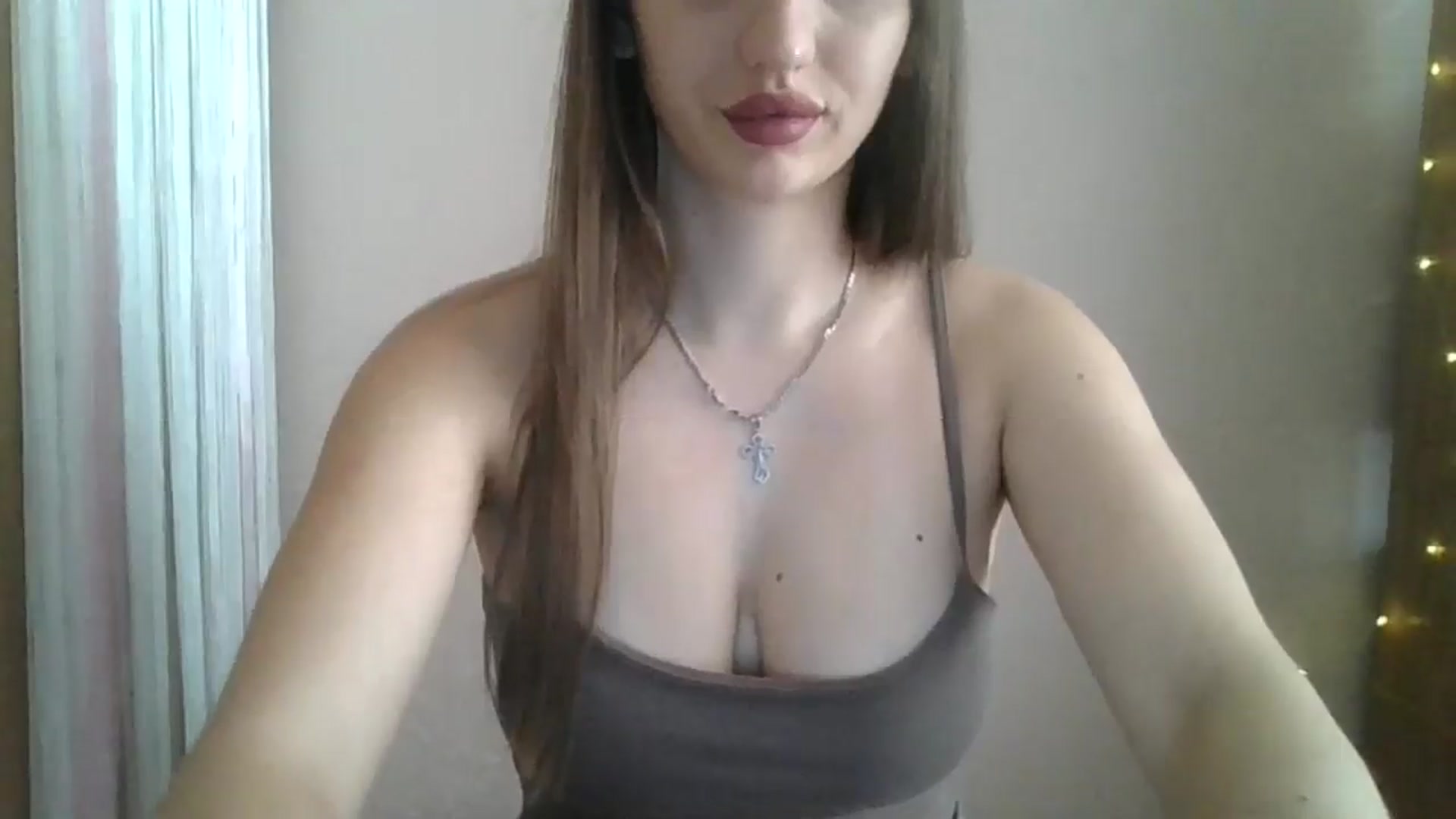 Gallery image thumbnail from SarahMills's myfreecams stream on, 08/28/2025, 09:06 image 10 of 20