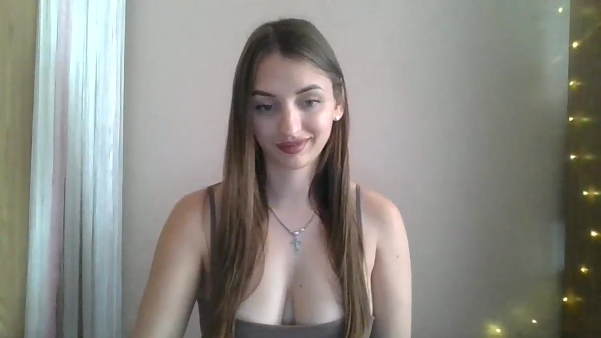 Gallery image thumbnail from SarahMills's myfreecams stream on, 08/28/2025, 13:31 image 5 of 20