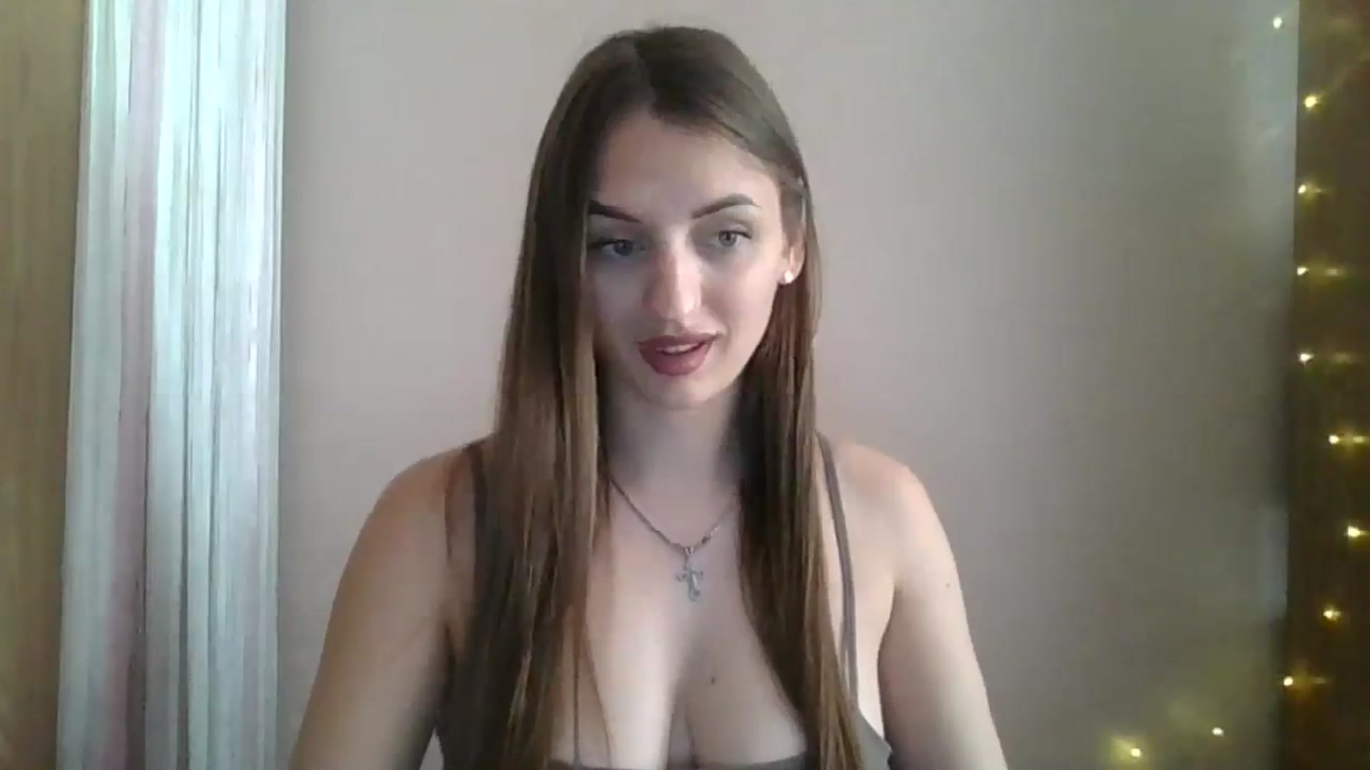 Gallery image thumbnail from SarahMills's myfreecams stream on, 08/28/2025, 13:31 image 4 of 20