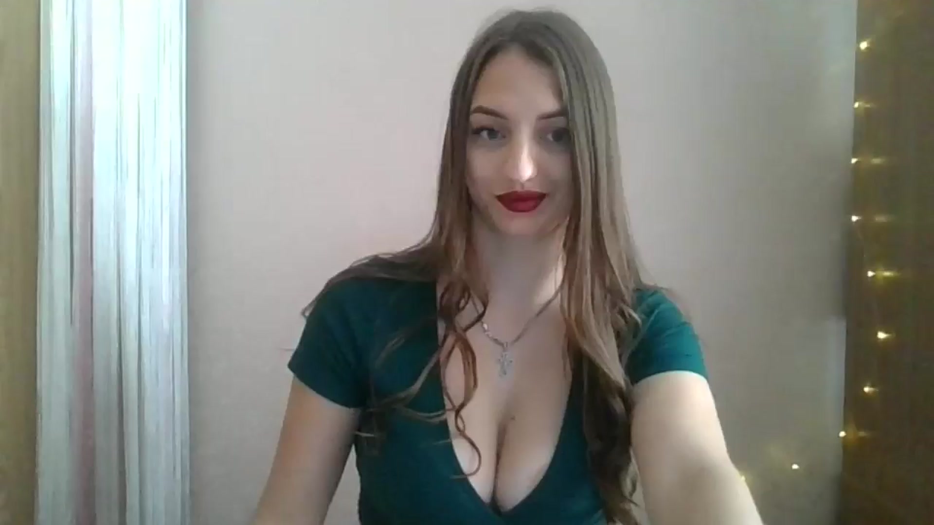 Gallery image thumbnail from SarahMills's myfreecams stream on, 08/31/2025, 11:09 image 1 of 20