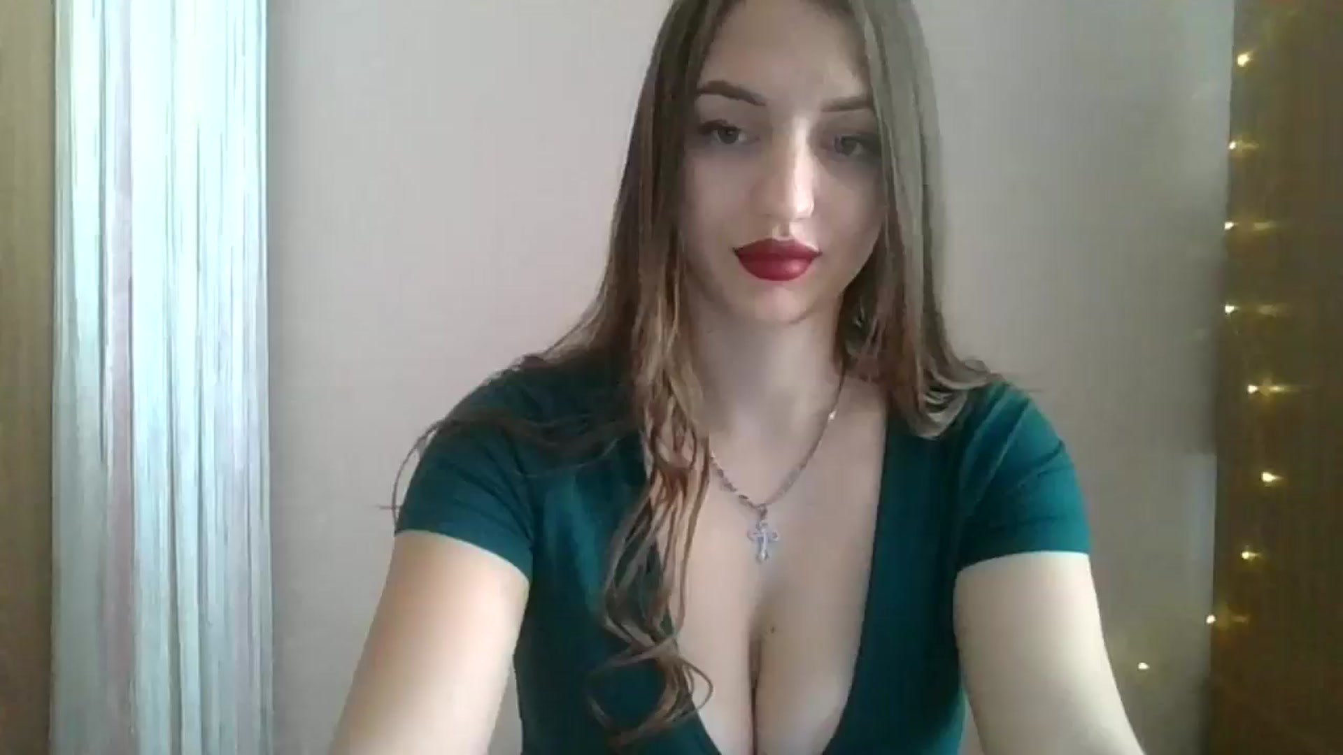 Gallery image thumbnail from SarahMills's myfreecams stream on, 08/31/2025, 11:09 image 4 of 20