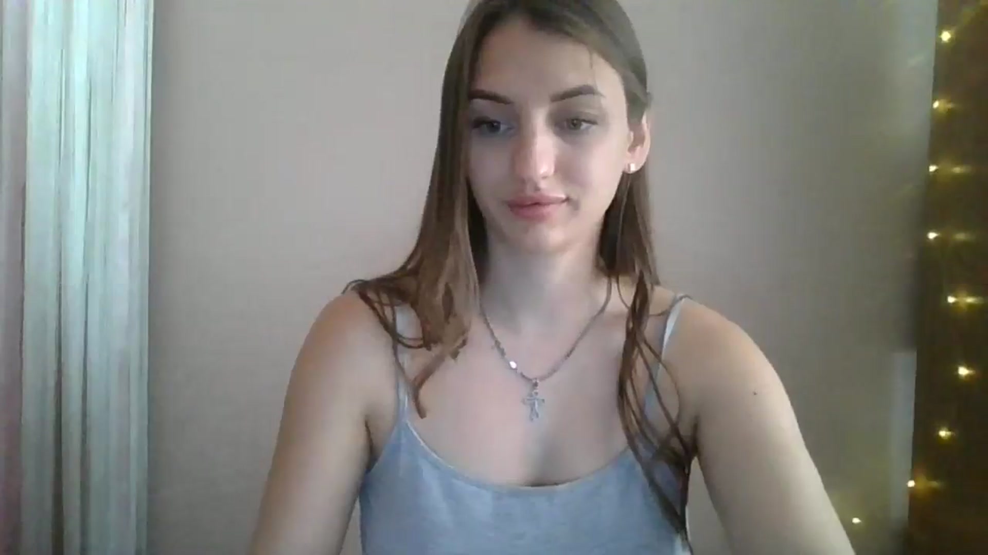 Gallery image thumbnail from SarahMills's myfreecams stream on, 08/31/2025, 13:11 image 17 of 20