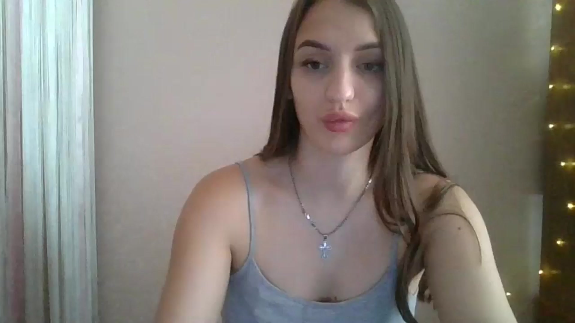 Gallery image thumbnail from SarahMills's myfreecams stream on, 08/31/2025, 13:11 image 1 of 20