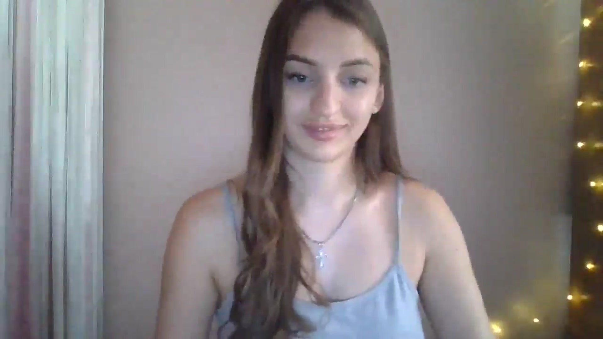 Gallery image thumbnail from SarahMills's myfreecams stream on, 08/31/2025, 14:16 image 17 of 20