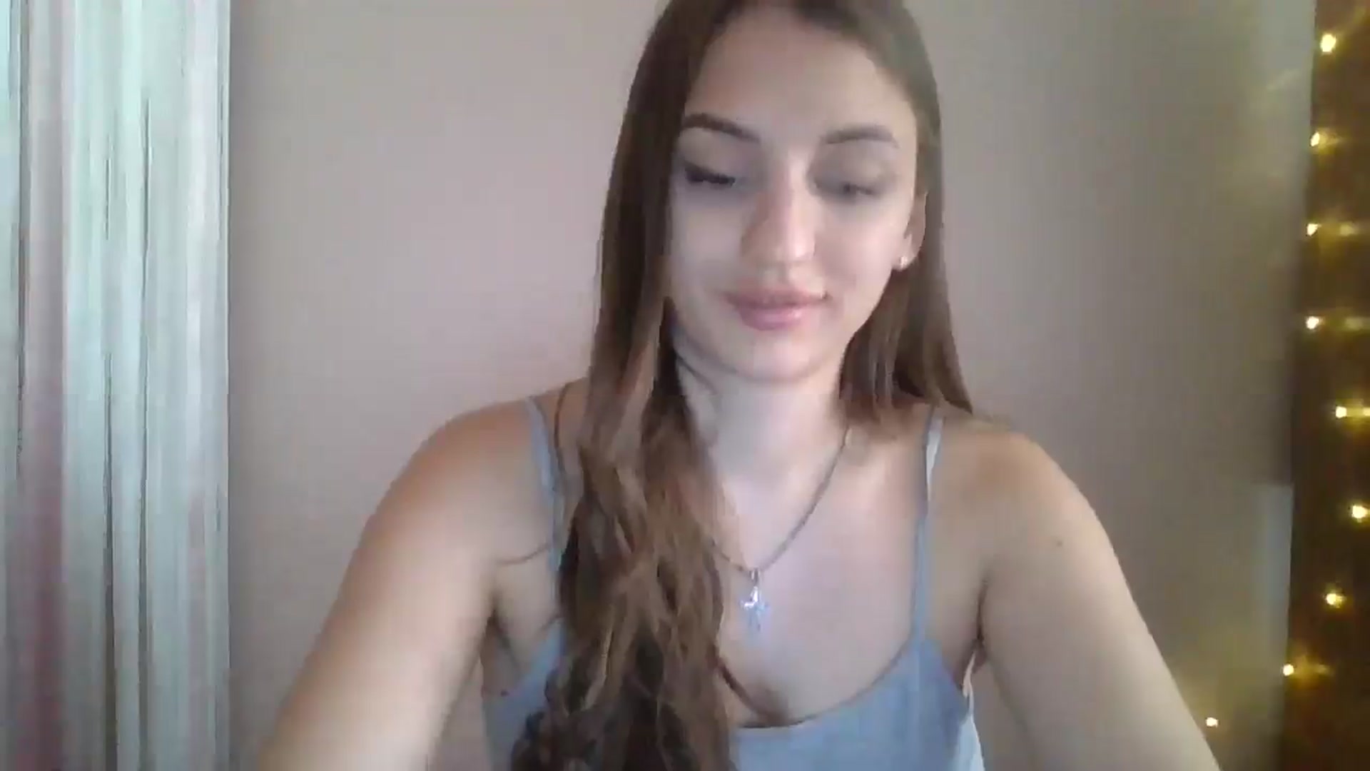 Gallery image thumbnail from SarahMills's myfreecams stream on, 08/31/2025, 14:16 image 13 of 20