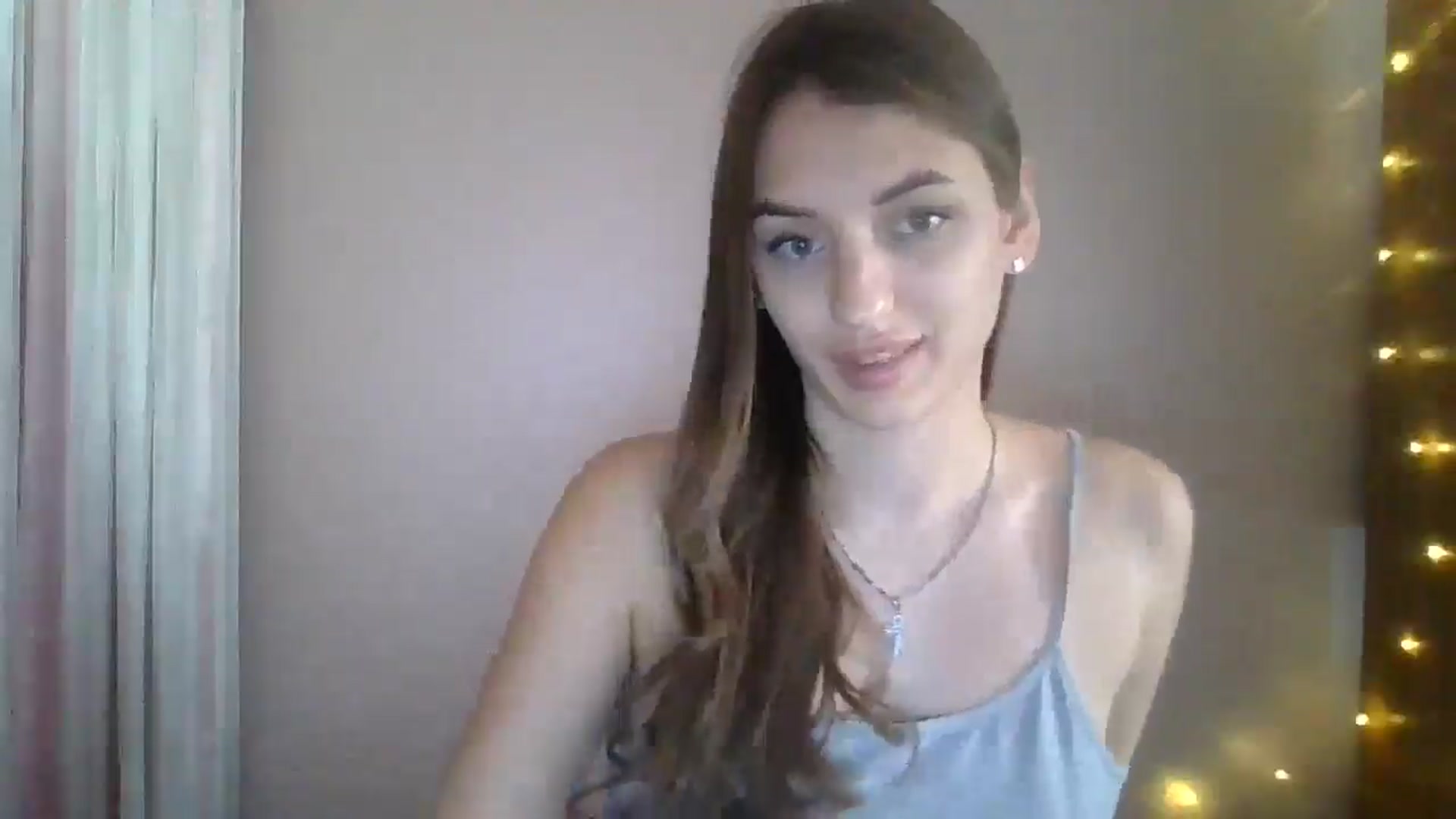 Gallery image thumbnail from SarahMills's myfreecams stream on, 08/31/2025, 14:16 image 19 of 20