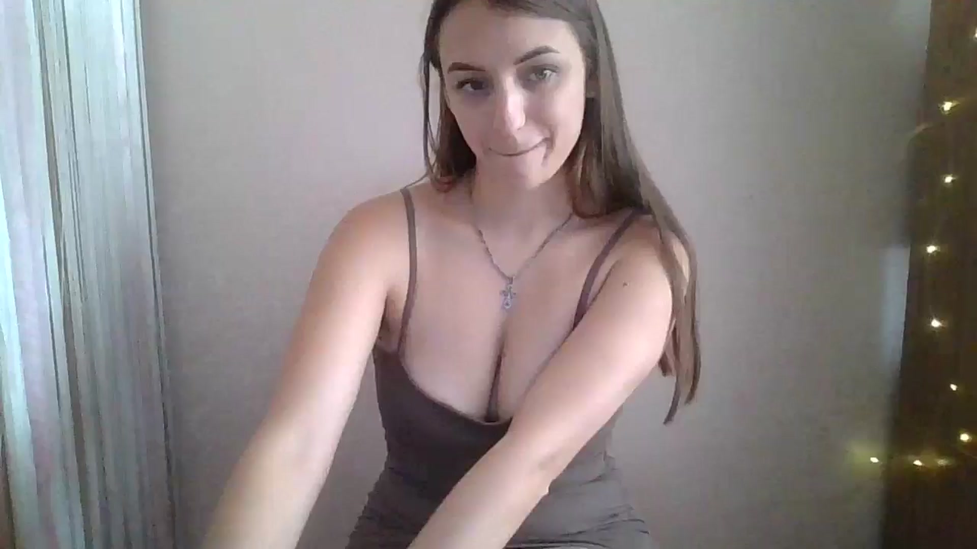Gallery image thumbnail from SarahMills's myfreecams stream on, 09/04/2025, 10:15 image 10 of 20
