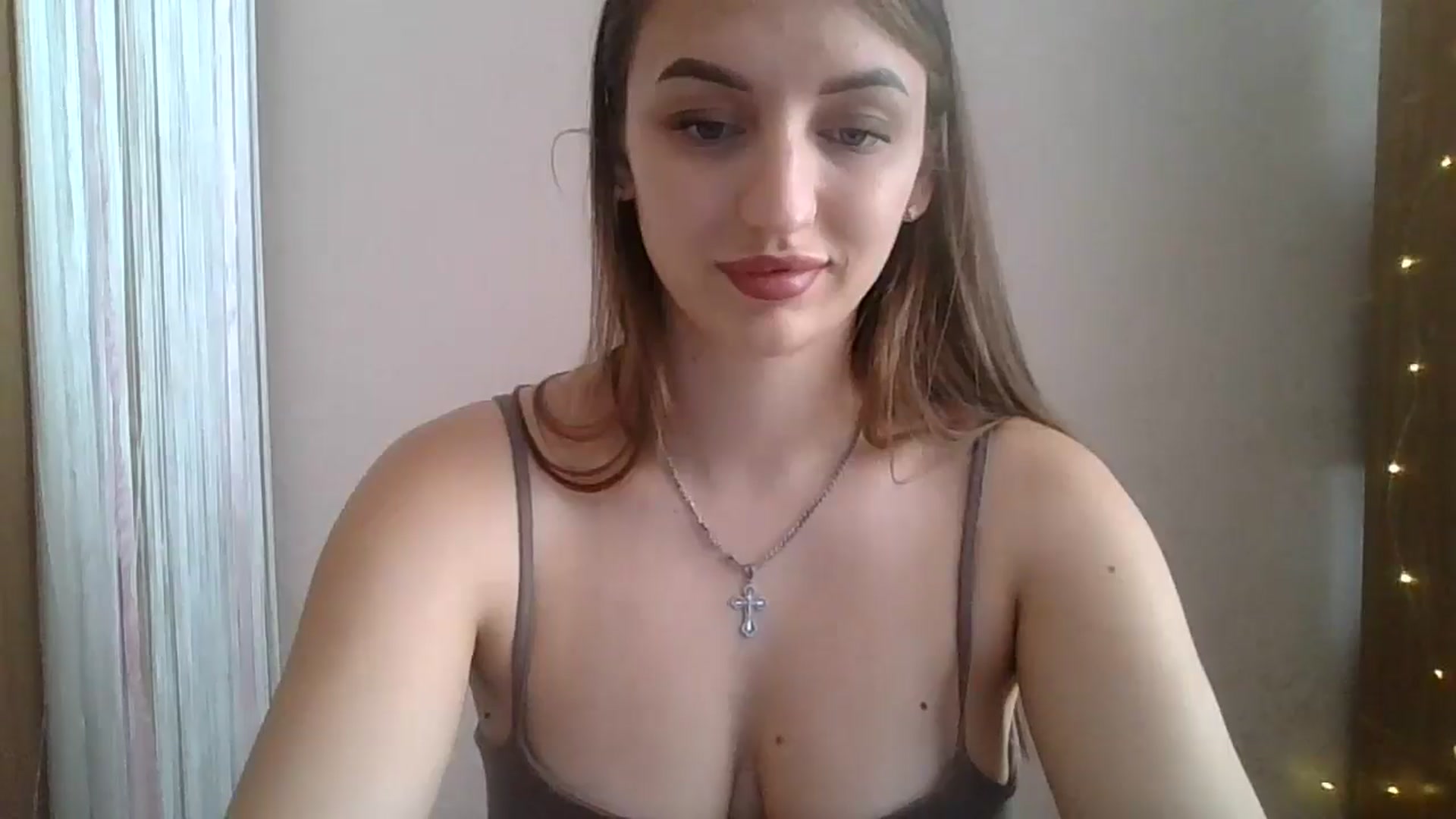 Gallery image thumbnail from SarahMills's myfreecams stream on, 09/04/2025, 10:38 image 17 of 20