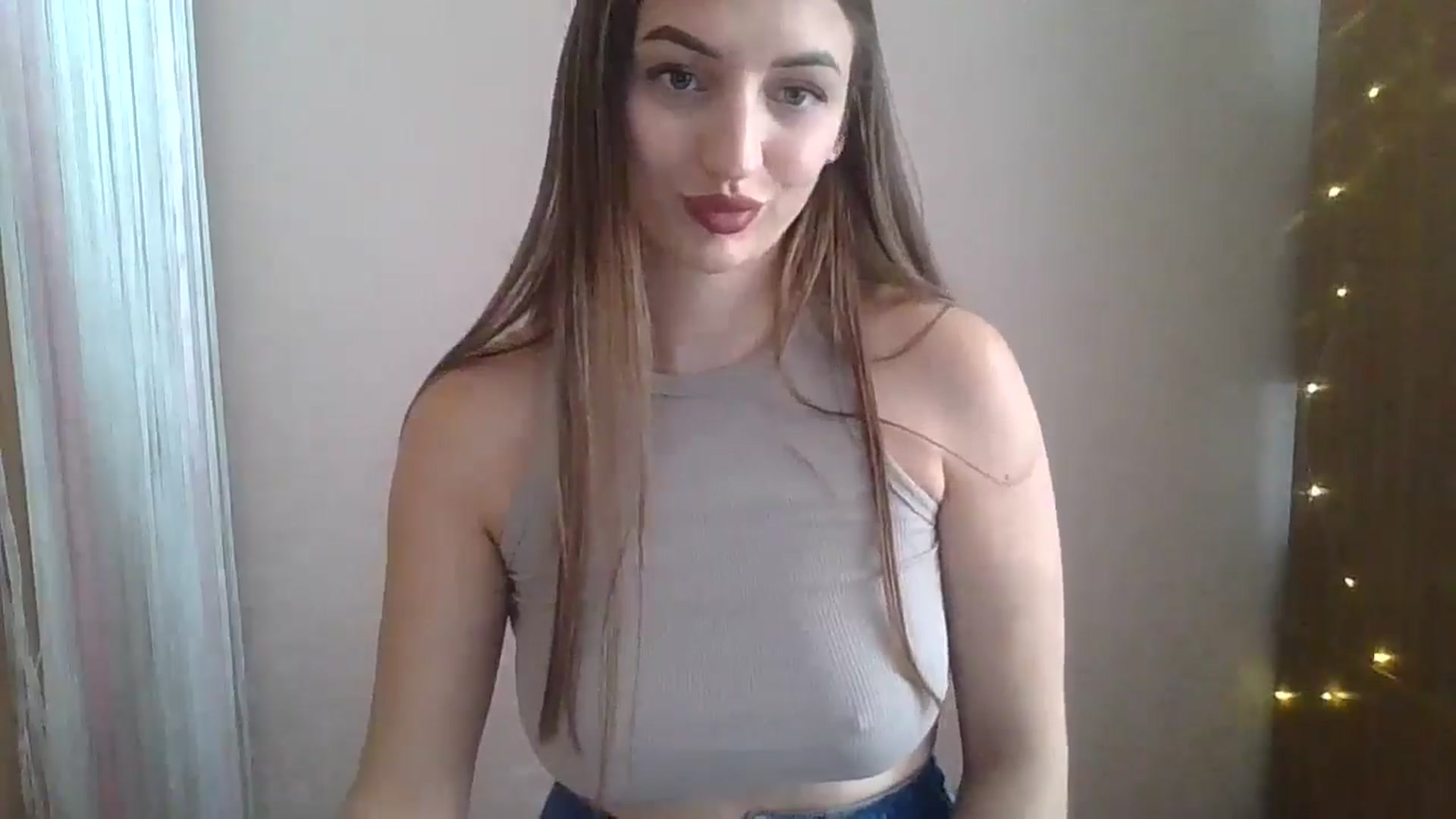 Gallery image thumbnail from SarahMills's myfreecams stream on, 09/07/2025, 09:47 image 12 of 20