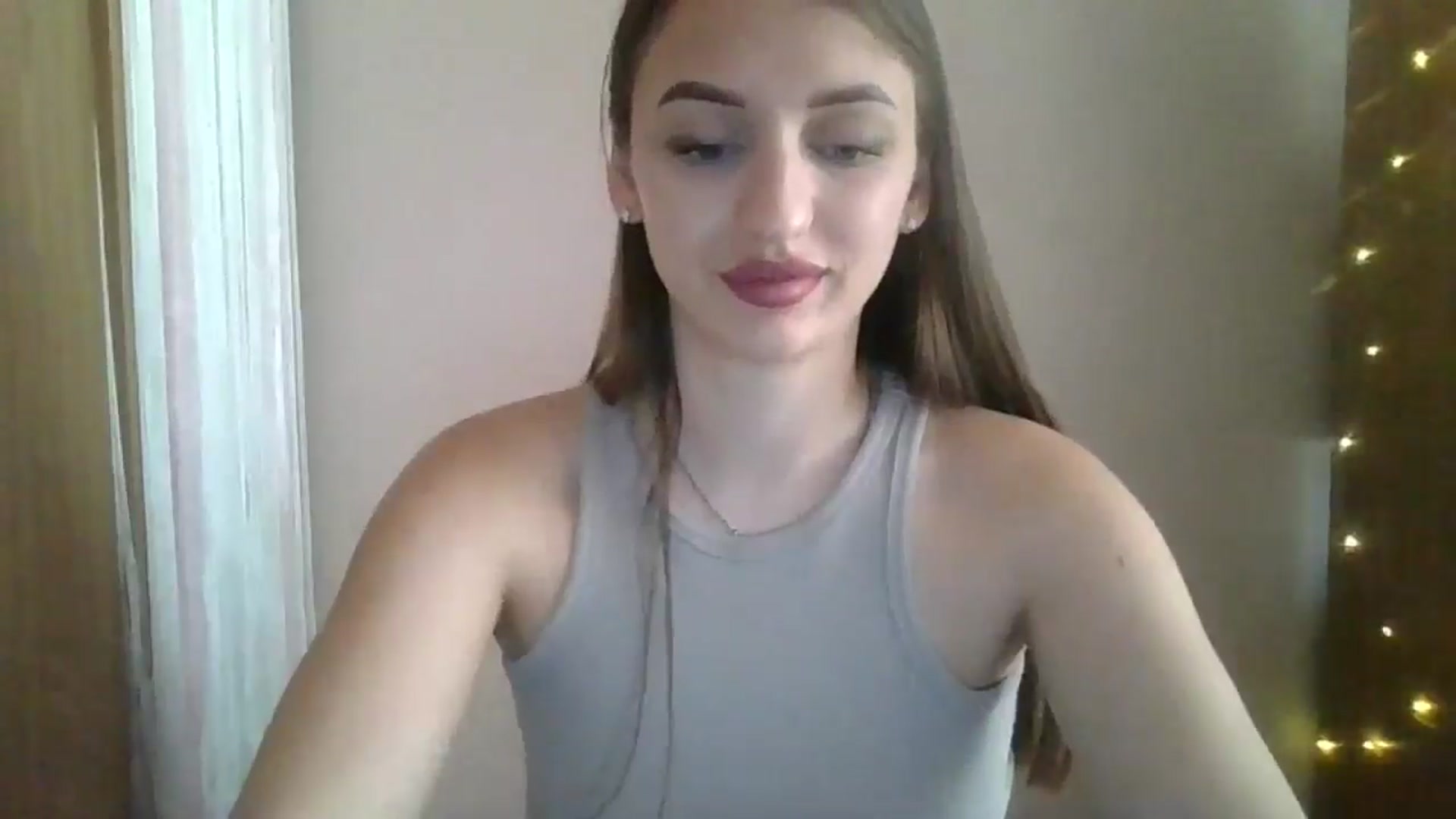 Gallery image thumbnail from SarahMills's myfreecams stream on, 09/07/2025, 14:16 image 10 of 20
