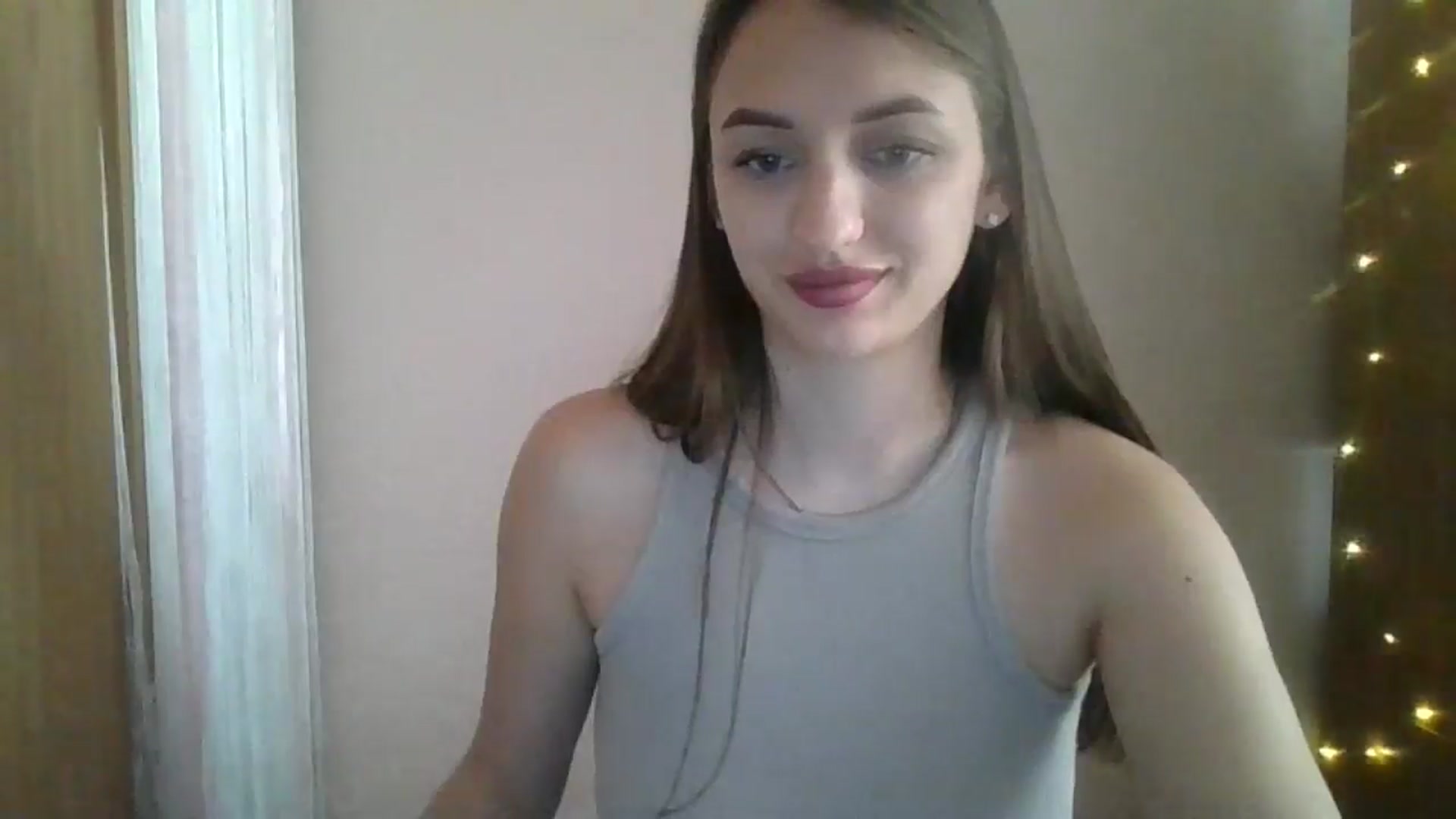 Gallery image thumbnail from SarahMills's myfreecams stream on, 09/07/2025, 14:16 image 12 of 20