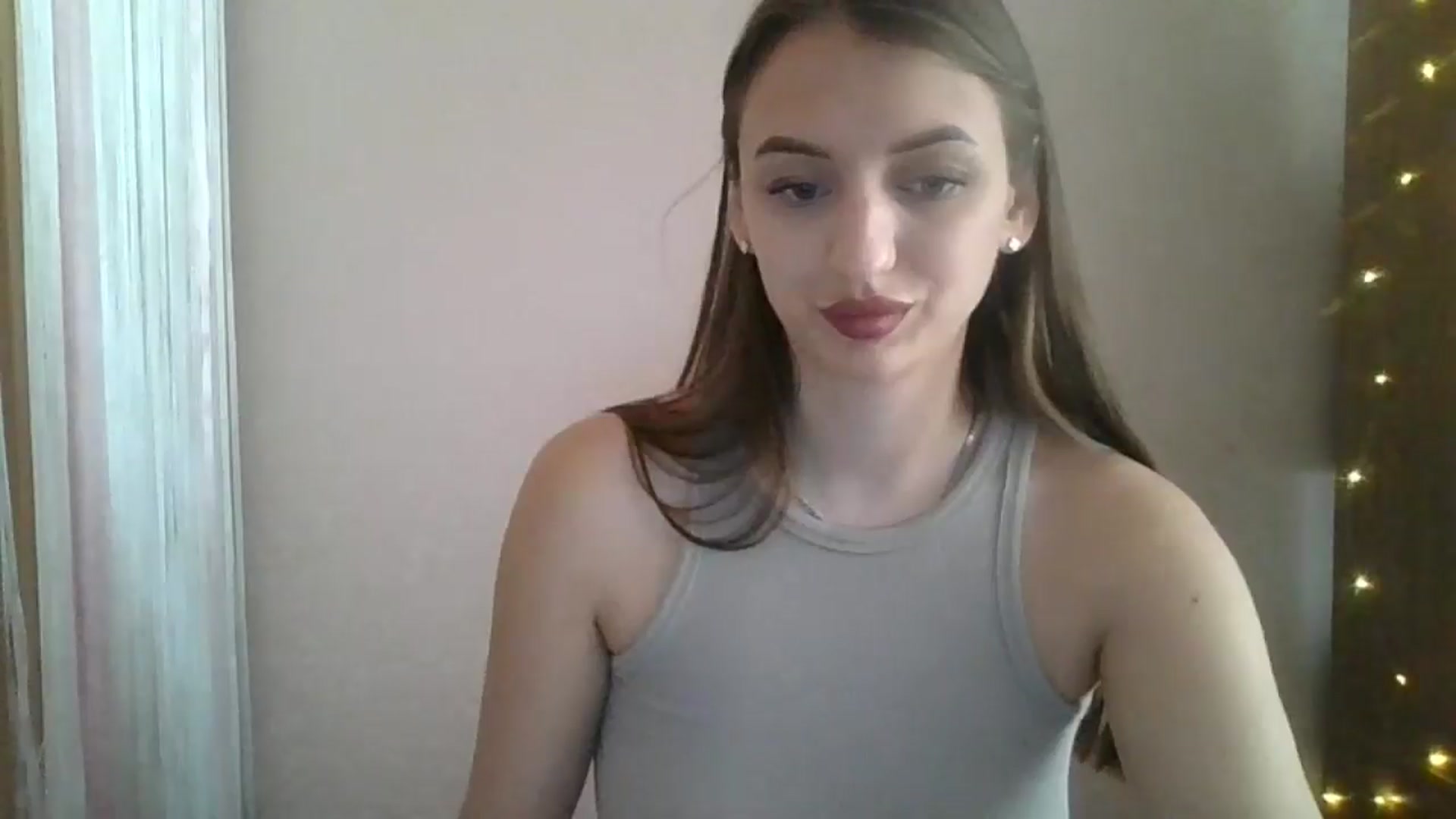 Gallery image thumbnail from SarahMills's myfreecams stream on, 09/07/2025, 14:16 image 3 of 20