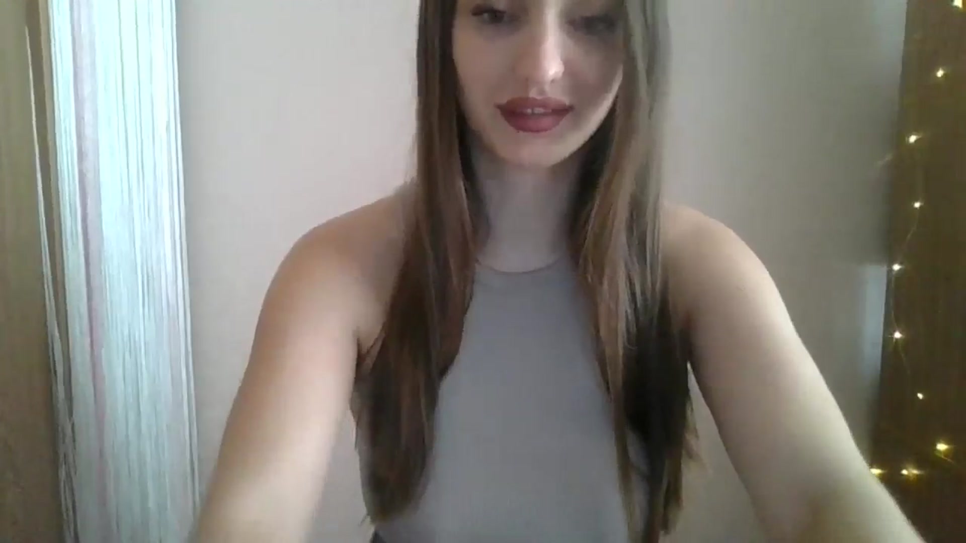 Gallery image thumbnail from SarahMills's myfreecams stream on, 09/08/2025, 08:45 image 5 of 20
