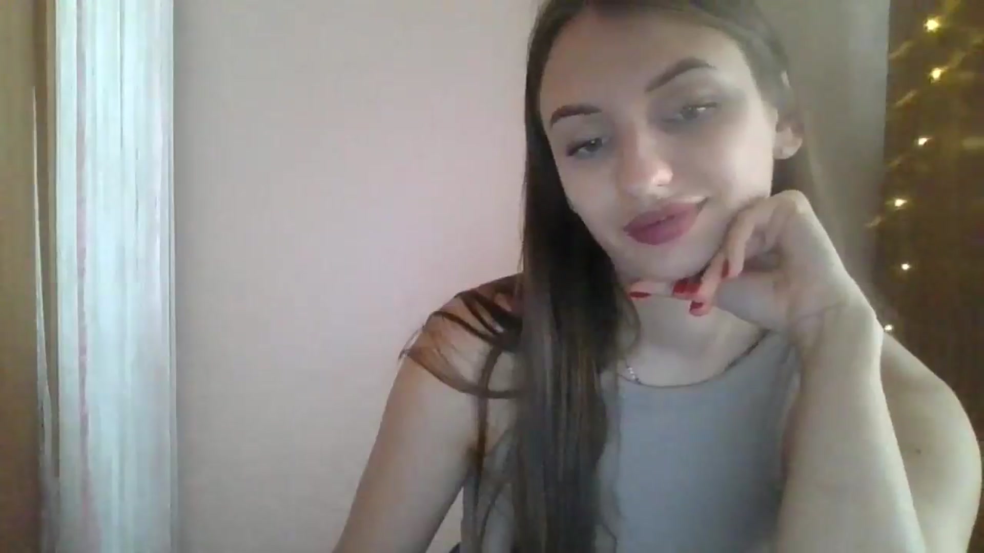 Gallery image thumbnail from SarahMills's myfreecams stream on, 09/08/2025, 12:01 image 18 of 20