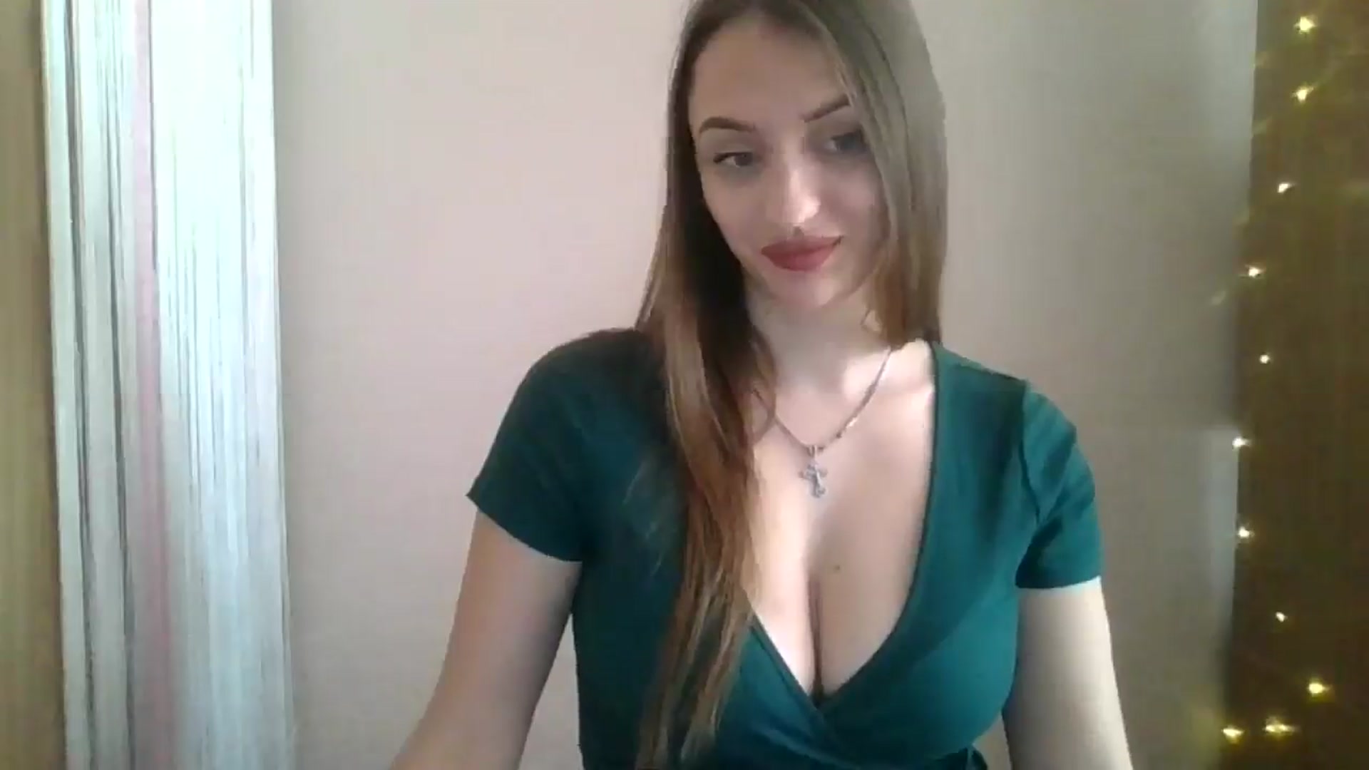 Gallery image thumbnail from SarahMills's myfreecams stream on, 09/14/2025, 13:05 image 3 of 20