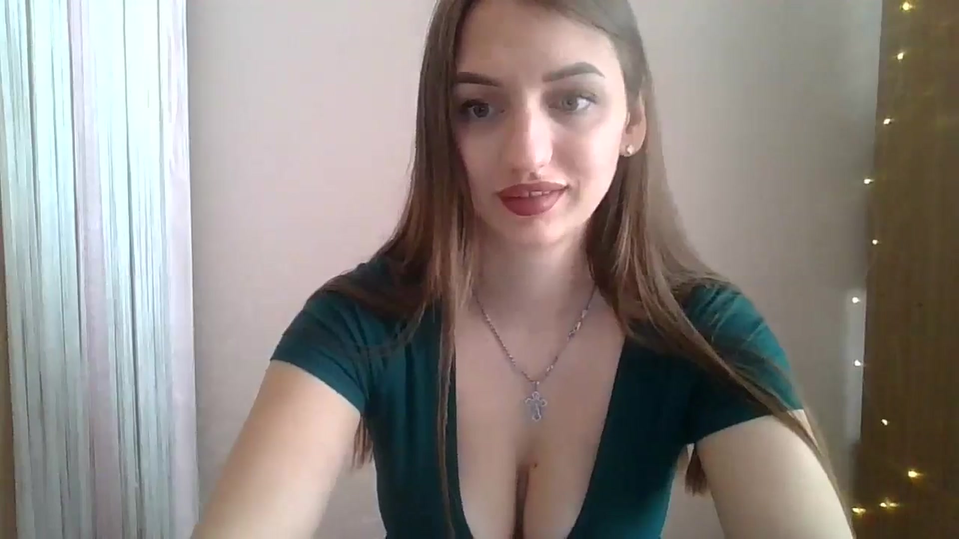 Gallery image thumbnail from SarahMills's myfreecams stream on, 09/21/2025, 09:44 image 2 of 20
