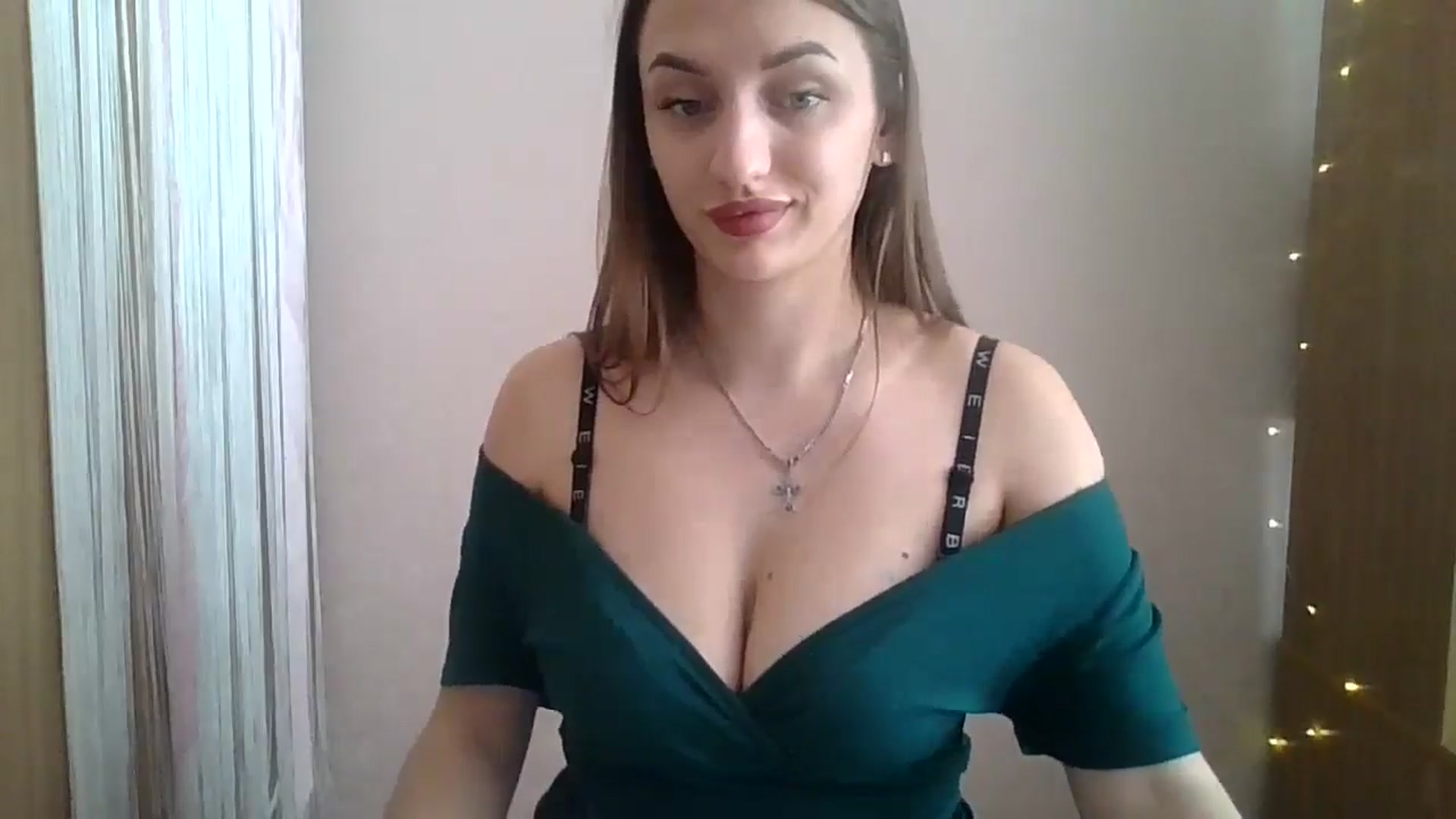 Gallery image thumbnail from SarahMills's myfreecams stream on, 09/24/2025, 09:55 image 6 of 20