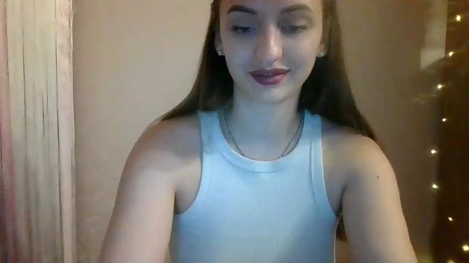 Gallery image thumbnail from SarahMills's myfreecams stream on, 09/25/2025, 16:26 image 1 of 20