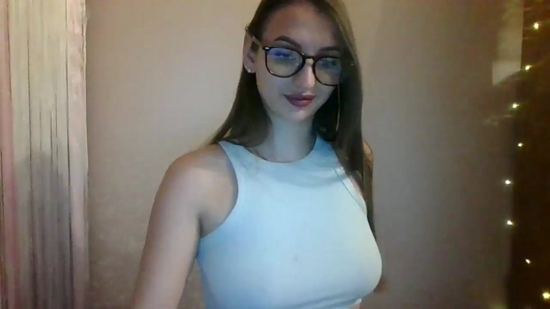 Gallery image thumbnail from SarahMills's myfreecams stream on, 09/25/2025, 16:26 image 3 of 20