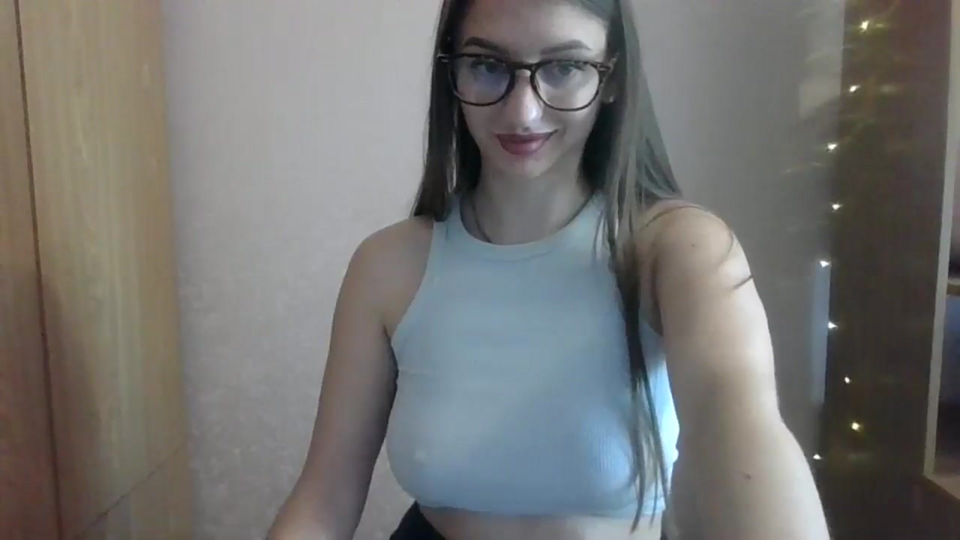 Gallery image thumbnail from SarahMills's myfreecams stream on, 10/05/2025, 10:51 image 6 of 20