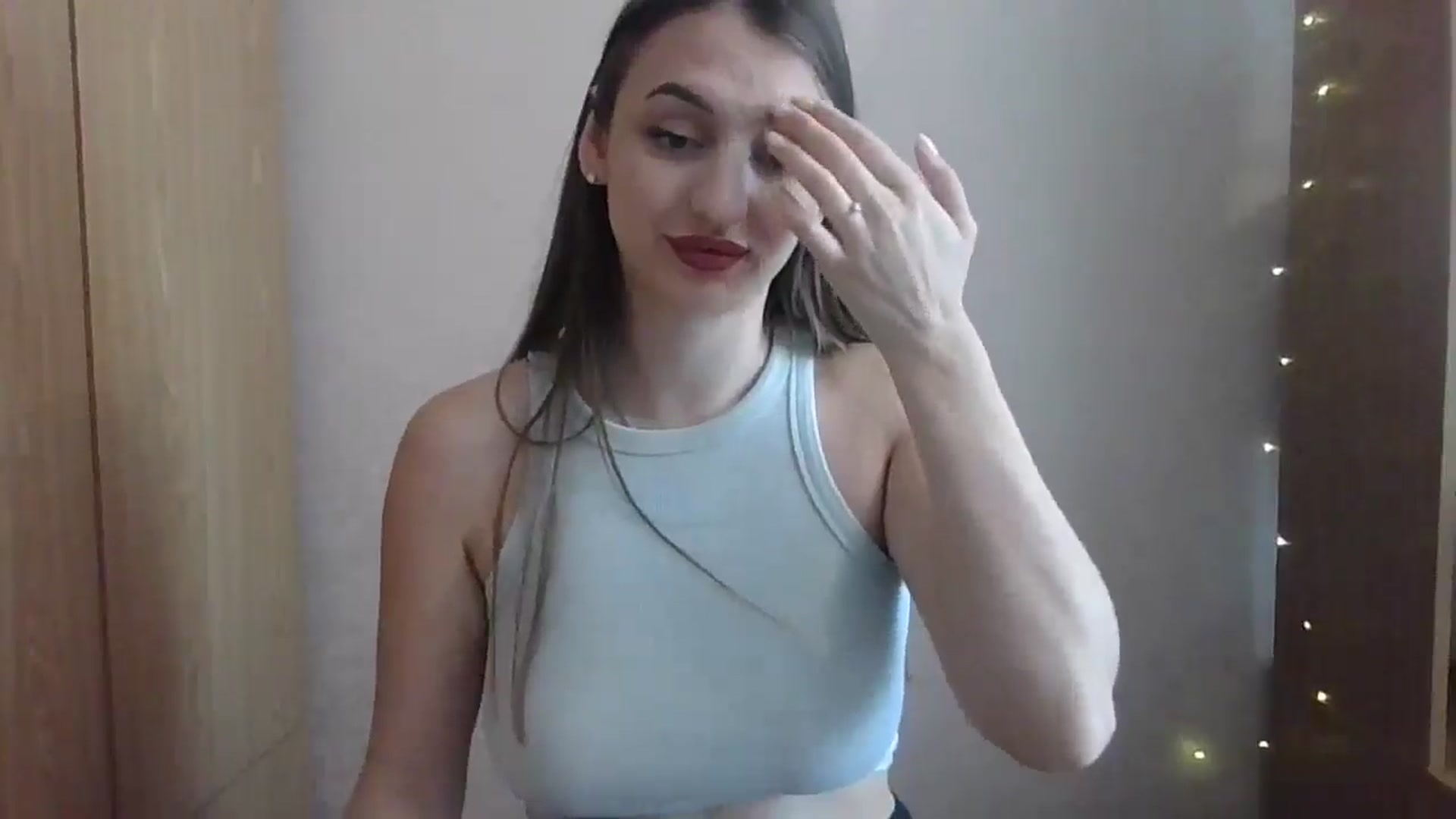 Gallery image thumbnail from SarahMills's myfreecams stream on, 10/05/2025, 12:52 image 4 of 20