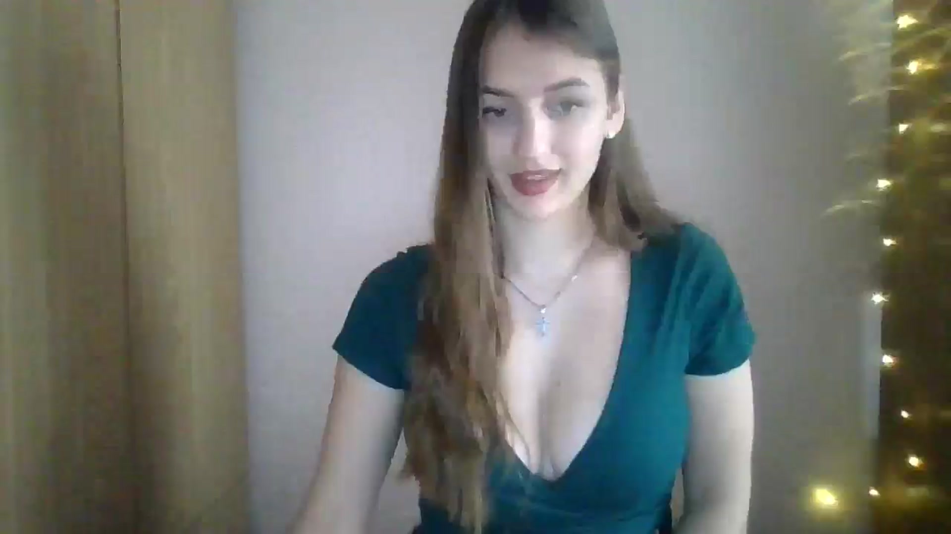 Gallery image thumbnail from SarahMills's myfreecams stream on, 10/06/2025, 11:35 image 8 of 20