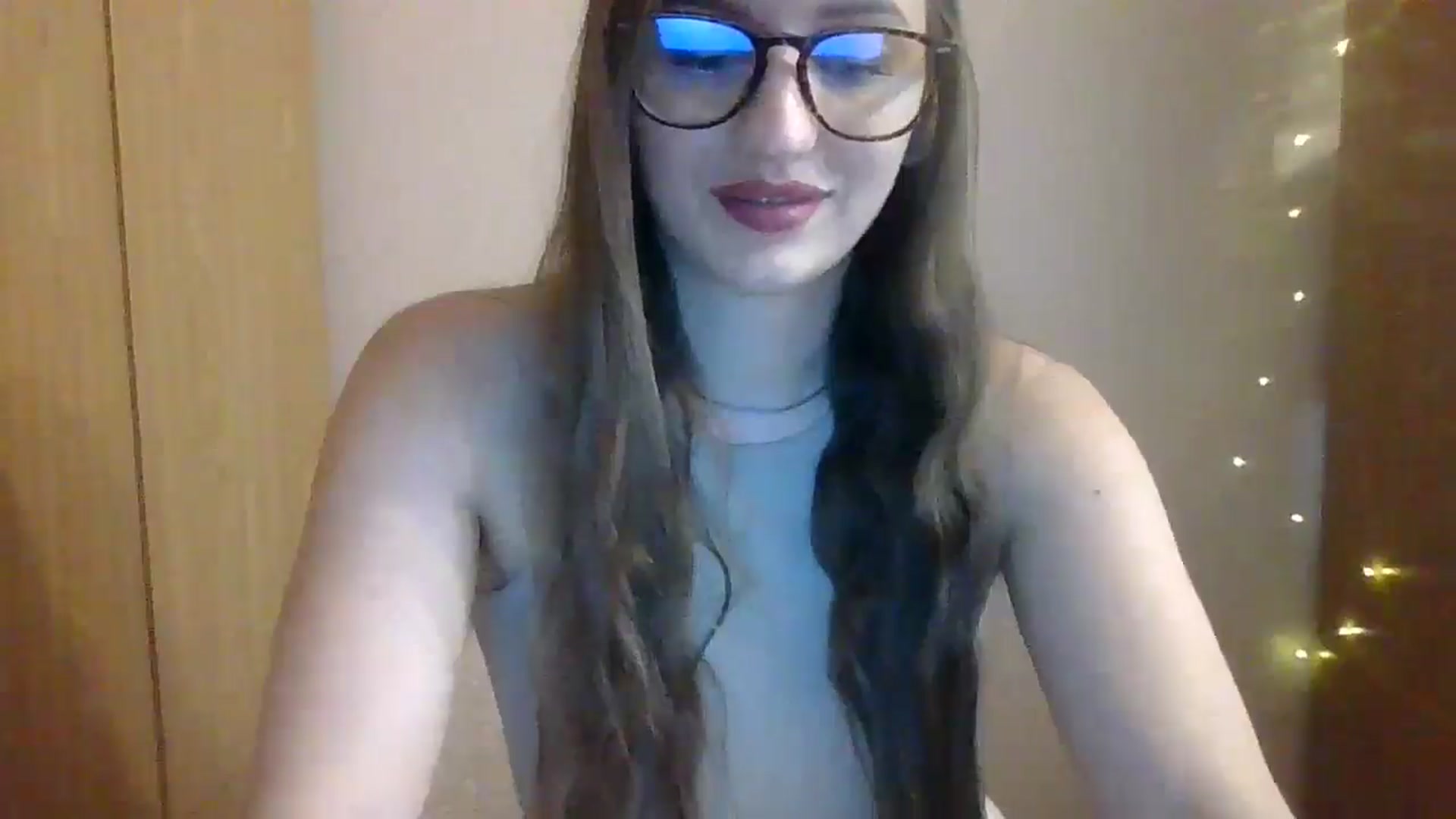 Gallery image thumbnail from SarahMills's myfreecams stream on, 10/12/2025, 11:28 image 20 of 20