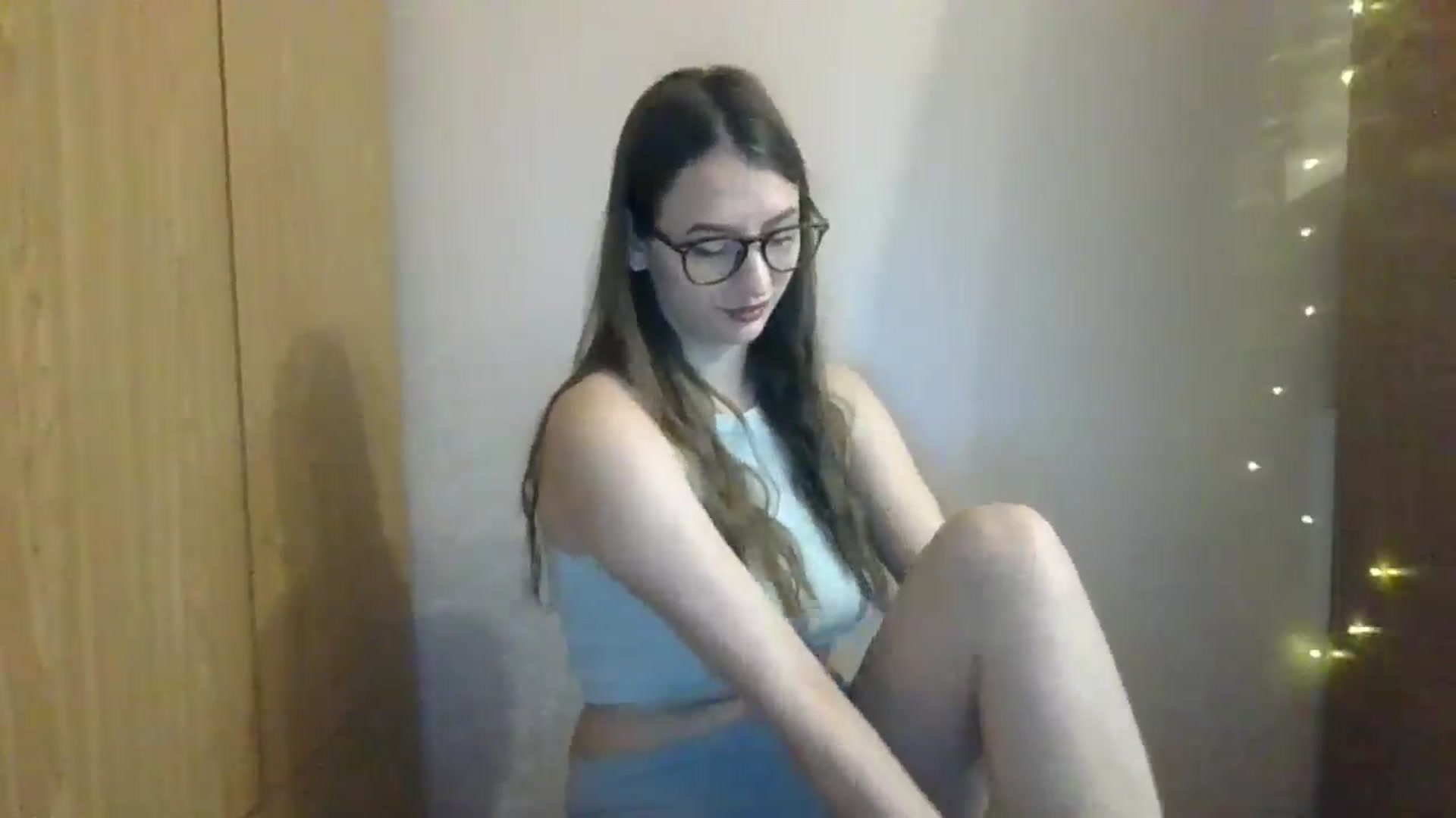 Gallery image thumbnail from SarahMills's myfreecams stream on, 10/19/2025, 10:34 image 20 of 20