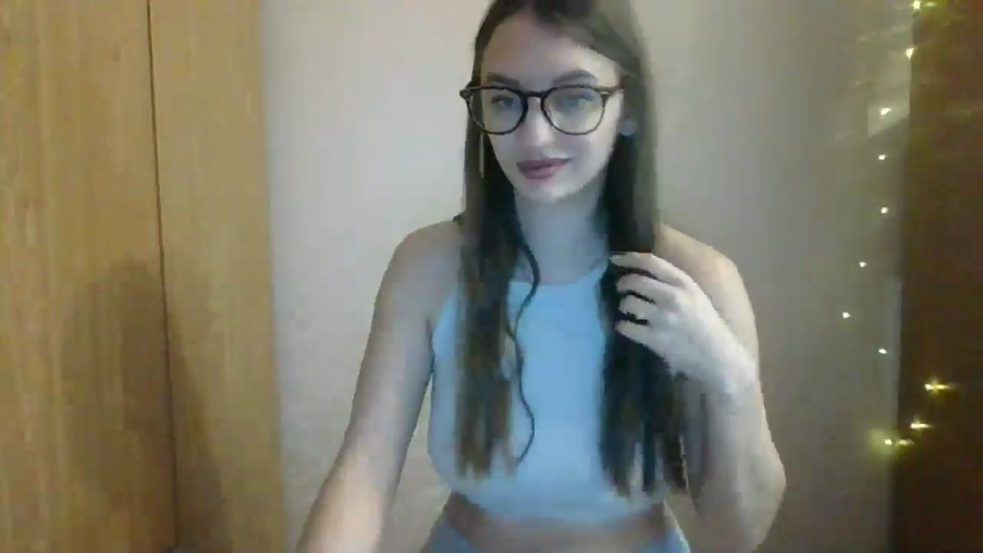 Gallery image thumbnail from SarahMills's myfreecams stream on, 10/19/2025, 10:34 image 18 of 20