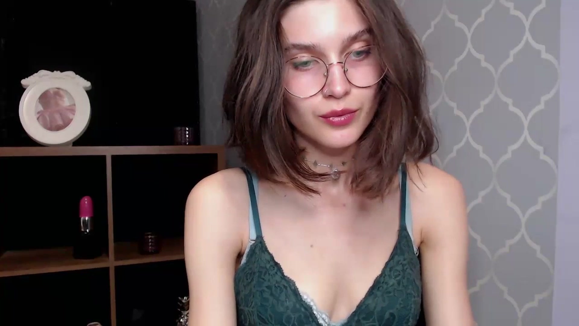 Gallery image thumbnail from SarahPassionX's myfreecams stream on, 06/30/2023, 08:00 image 6 of 20