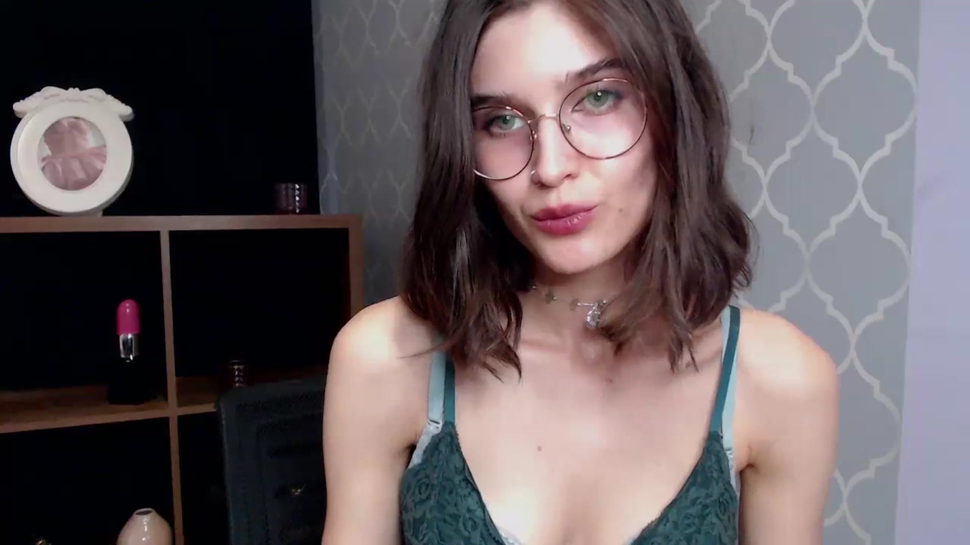 Gallery image thumbnail from SarahPassionX's myfreecams stream on, 06/30/2023, 12:23 image 12 of 20