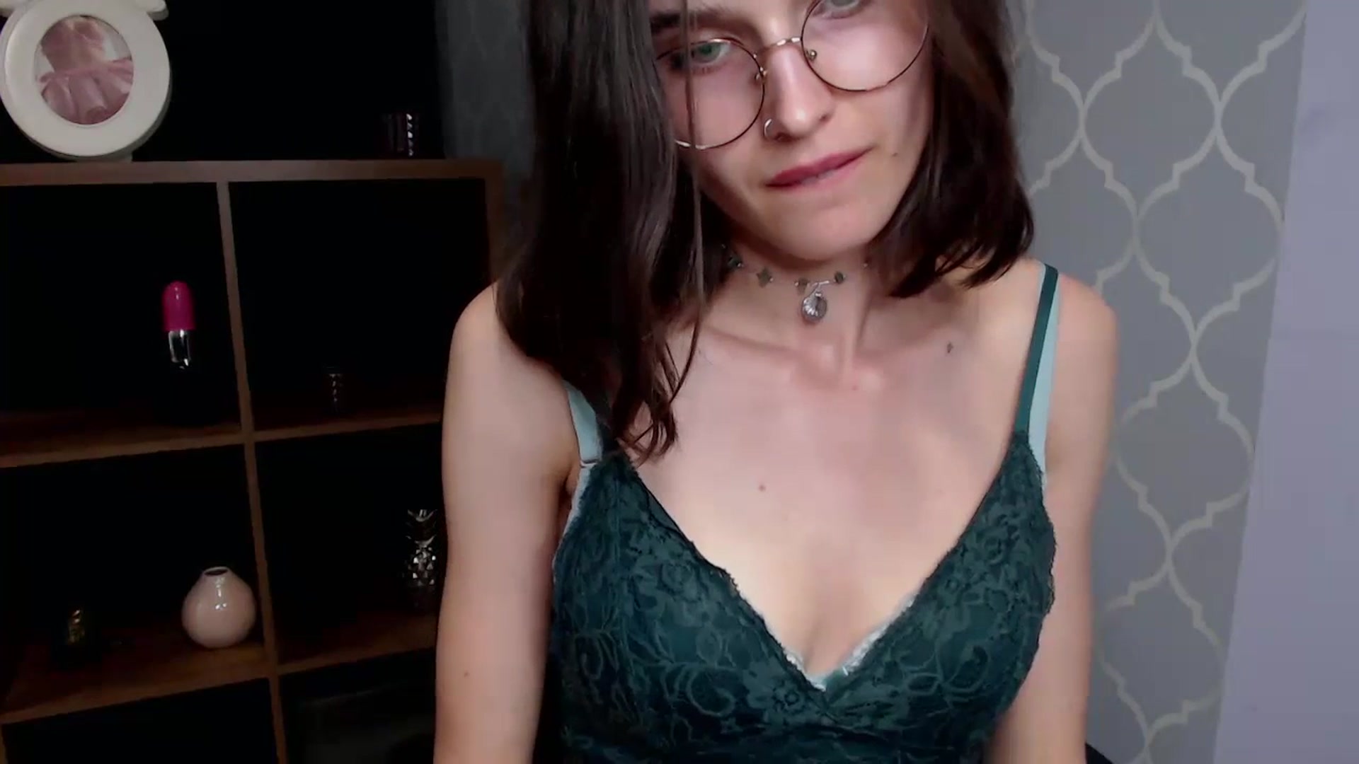 Gallery image thumbnail from SarahPassionX's myfreecams stream on, 06/30/2023, 12:23 image 18 of 20