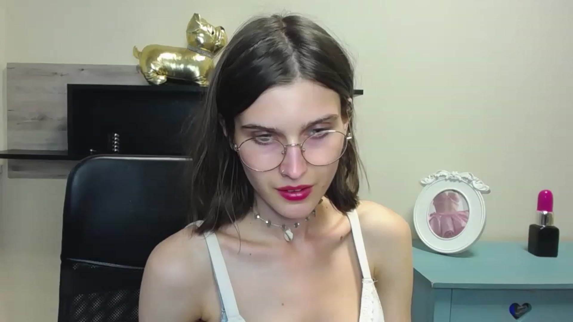 Gallery image thumbnail from SarahPassionX's myfreecams stream on, 07/03/2023, 18:52 image 12 of 20