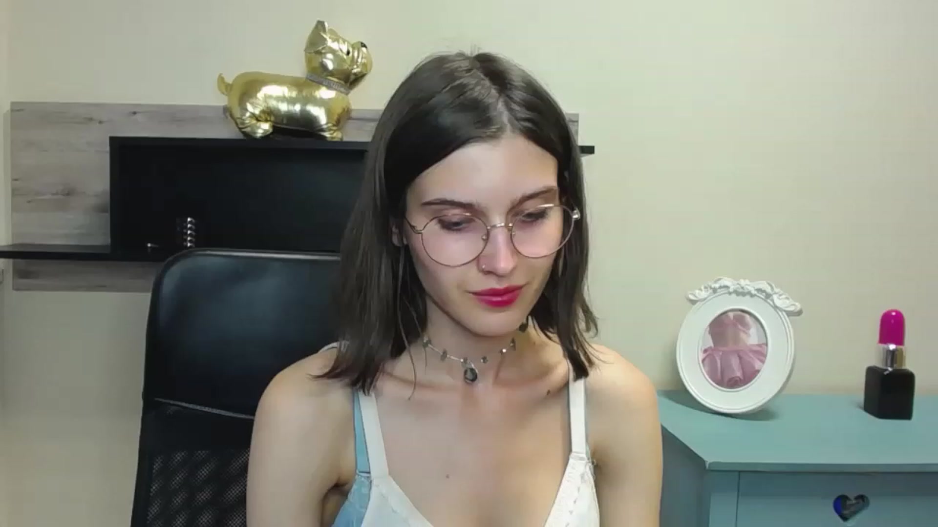Gallery image thumbnail from SarahPassionX's myfreecams stream on, 07/03/2023, 20:01 image 1 of 20