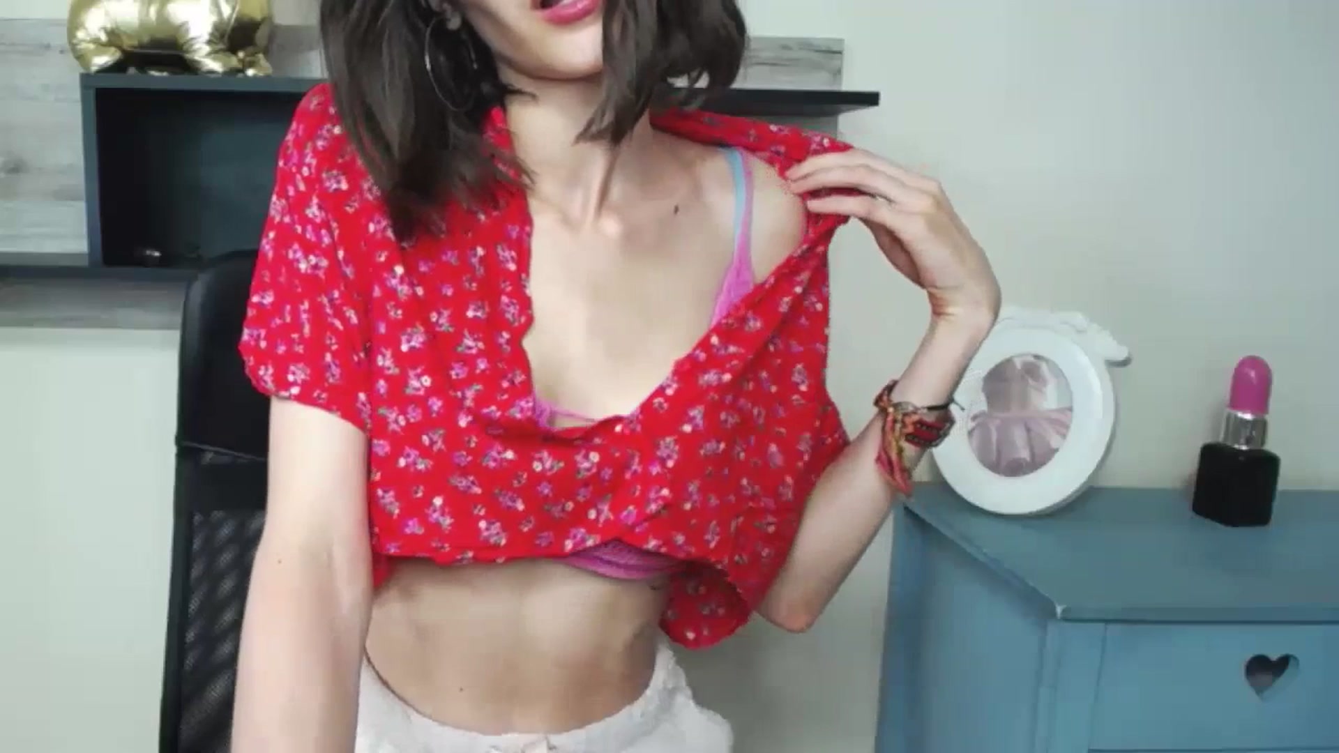 Gallery image thumbnail from SarahPassionX's myfreecams stream on, 07/10/2023, 14:50 image 5 of 20