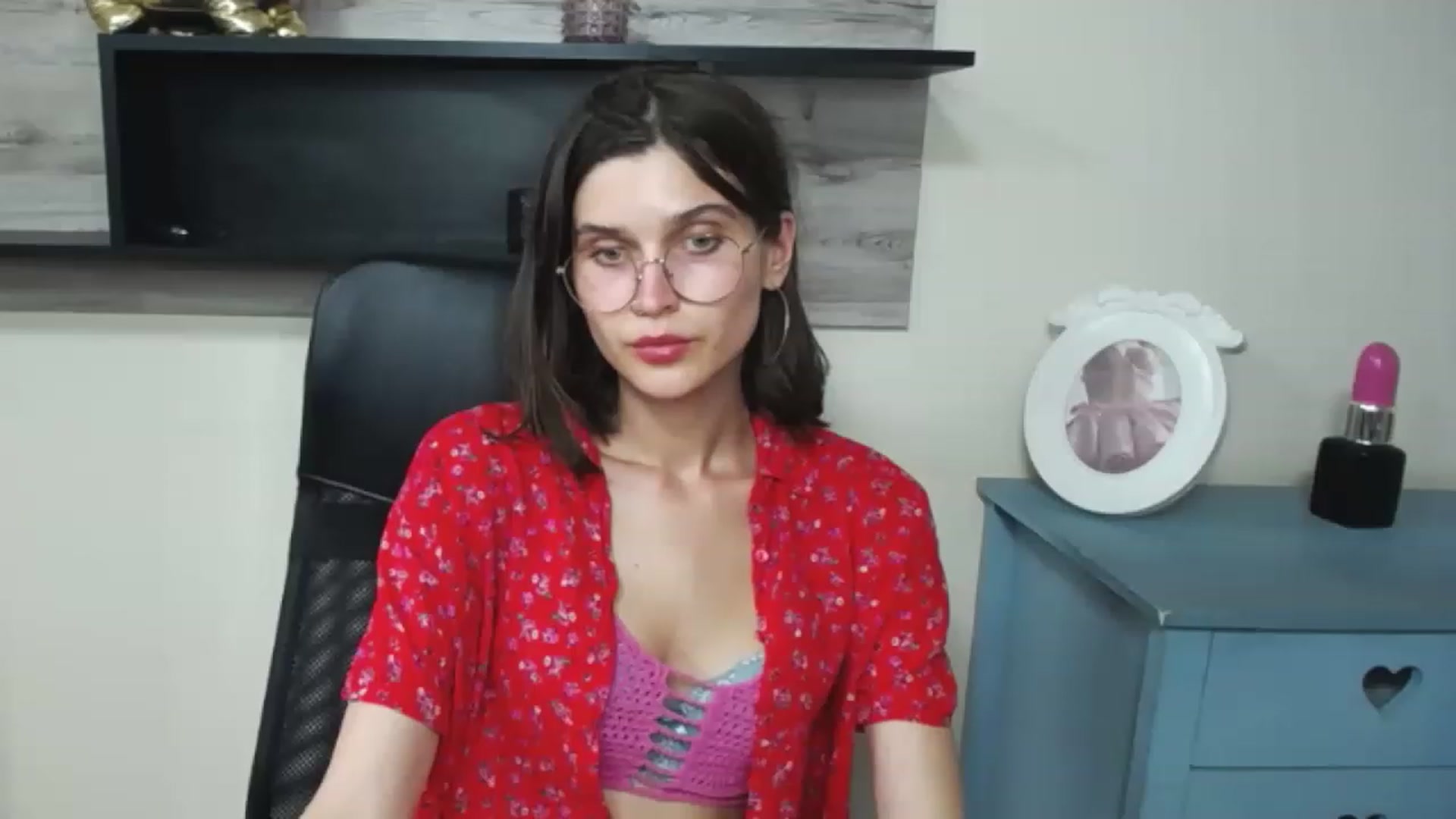 Gallery image thumbnail from SarahPassionX's myfreecams stream on, 07/10/2023, 19:12 image 12 of 20