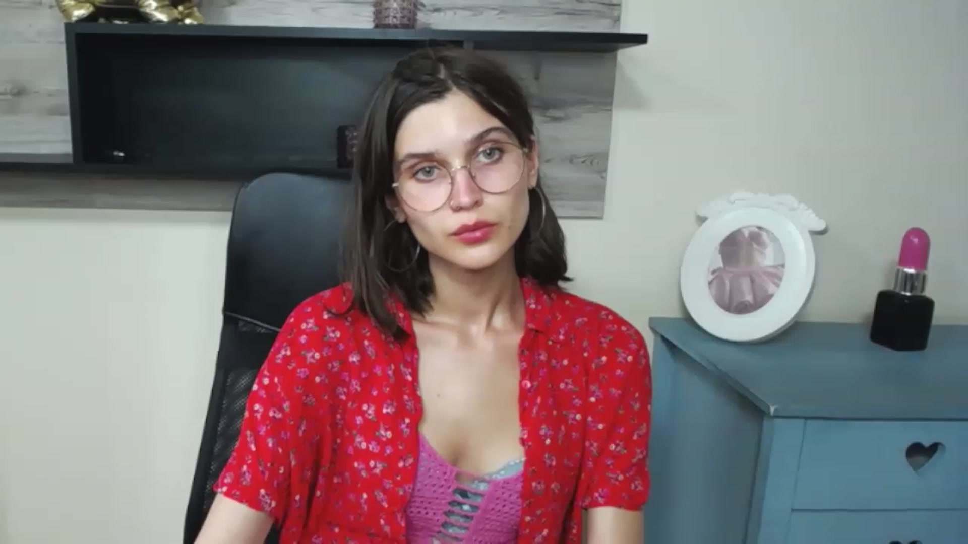 Gallery image thumbnail from SarahPassionX's myfreecams stream on, 07/10/2023, 19:12 image 14 of 20