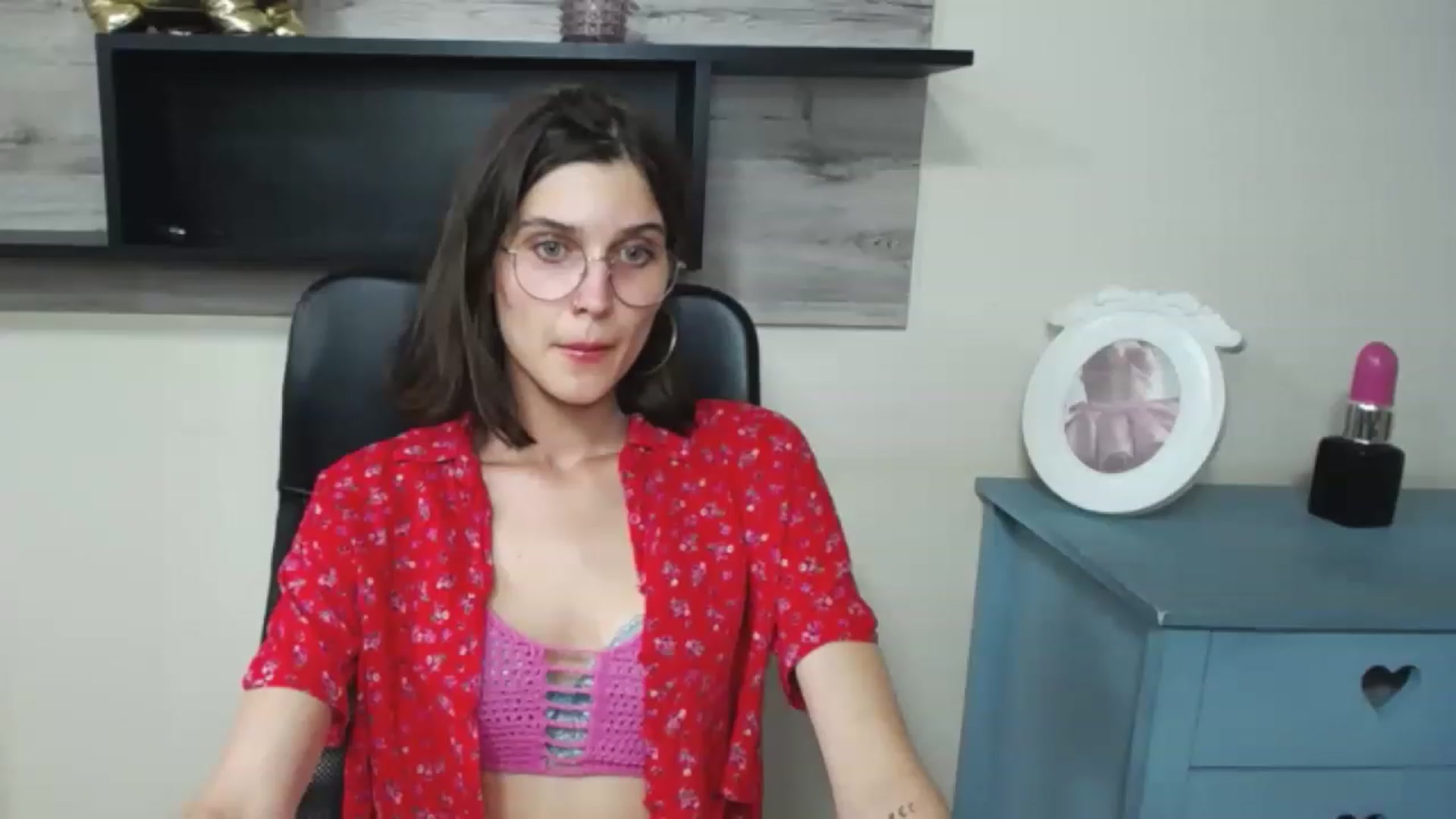 Gallery image thumbnail from SarahPassionX's myfreecams stream on, 07/10/2023, 19:12 image 11 of 20