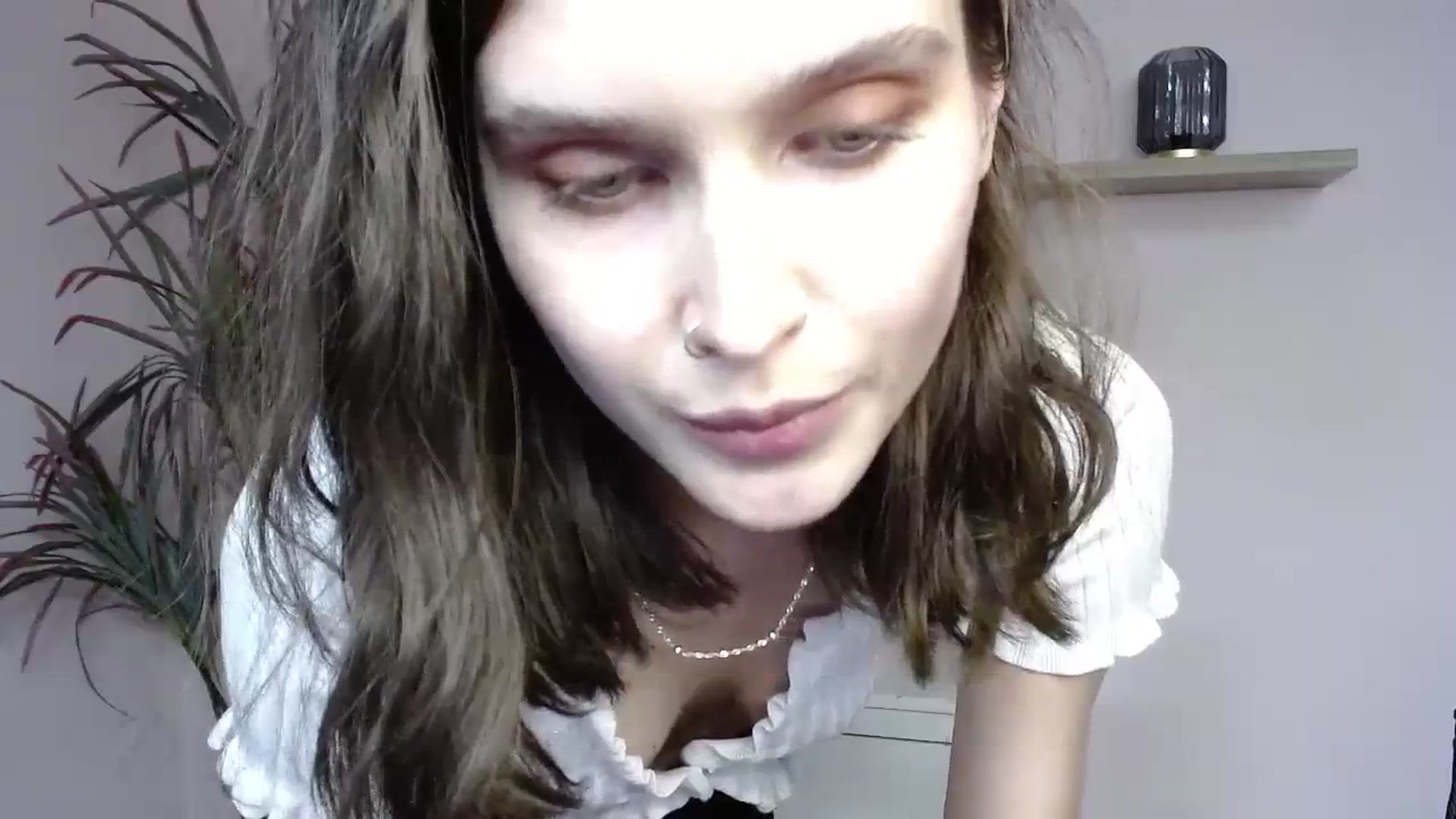 Gallery image thumbnail from SarahPassionX's myfreecams stream on, 03/16/2024, 12:52 image 15 of 20