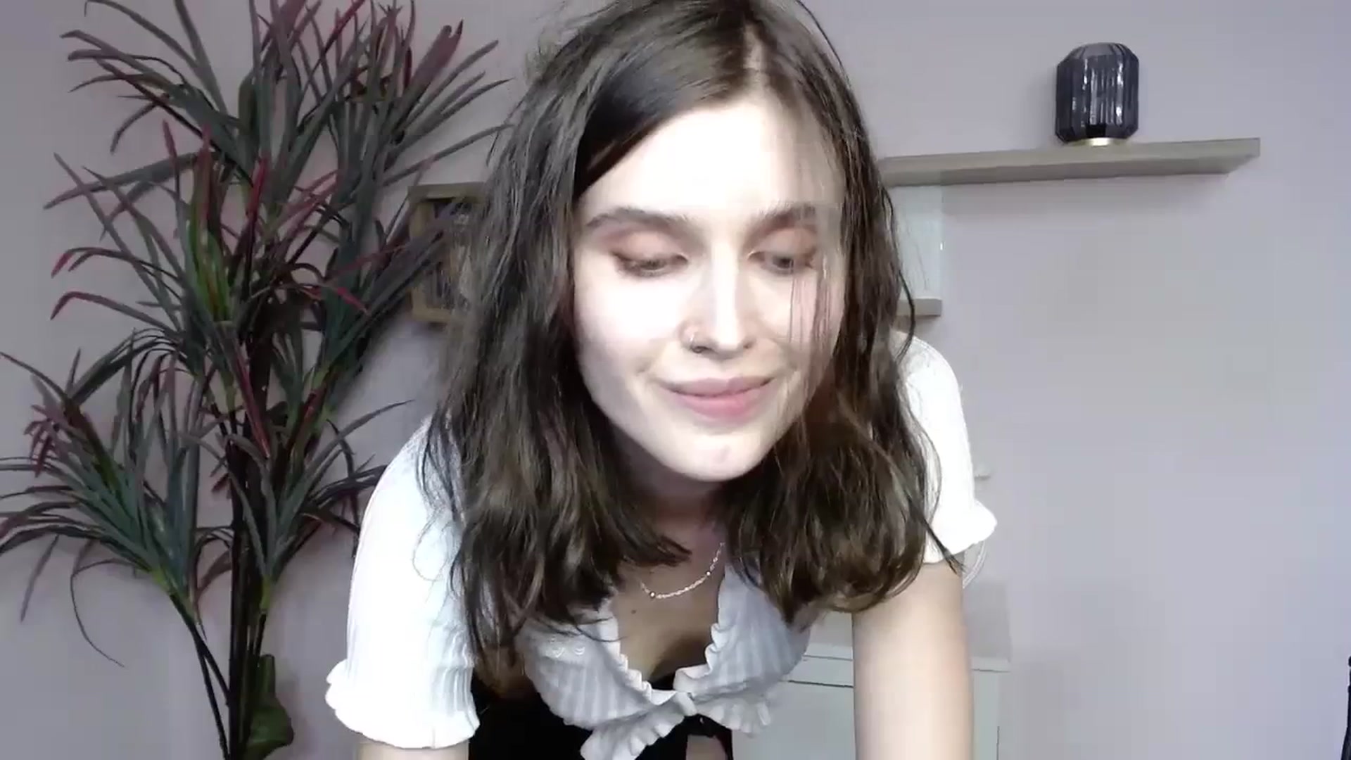 Gallery image thumbnail from SarahPassionX's myfreecams stream on, 03/16/2024, 12:52 image 13 of 20