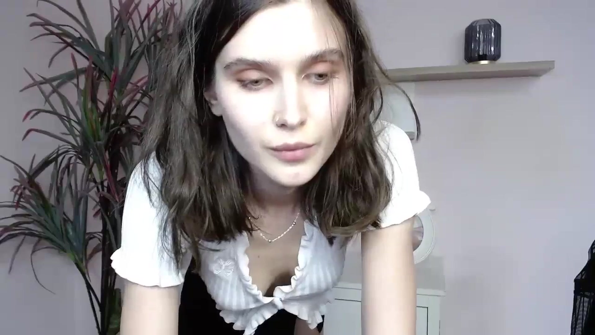 Gallery image thumbnail from SarahPassionX's myfreecams stream on, 03/16/2024, 12:52 image 10 of 20