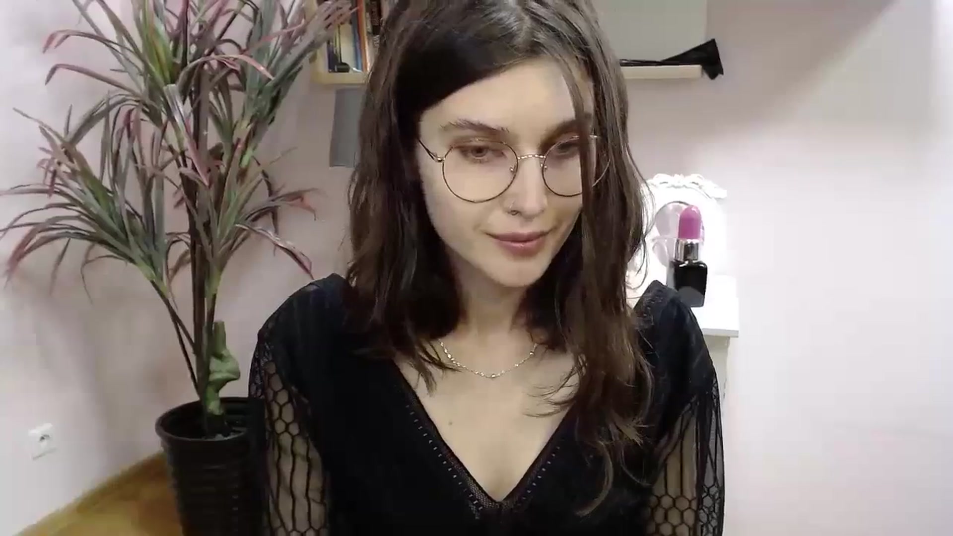 Gallery image thumbnail from SarahPassionX's myfreecams stream on, 03/24/2024, 15:25 image 5 of 20