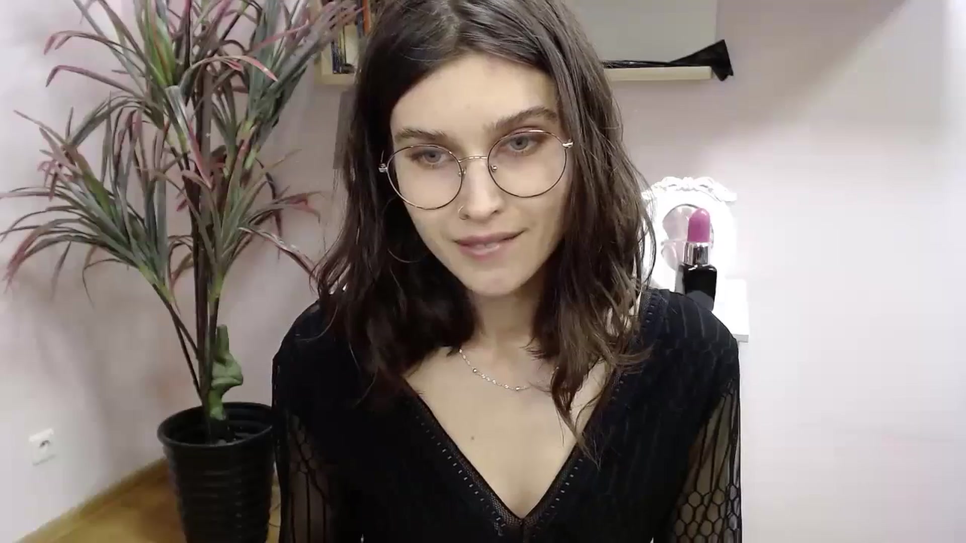 Gallery image thumbnail from SarahPassionX's myfreecams stream on, 03/24/2024, 15:25 image 6 of 20