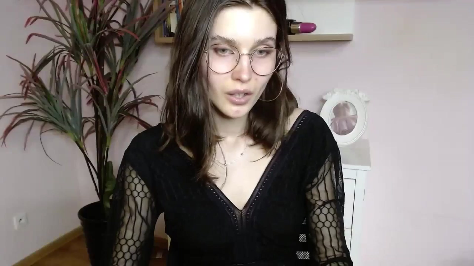 Gallery image thumbnail from SarahPassionX's myfreecams stream on, 04/04/2024, 14:58 image 10 of 20