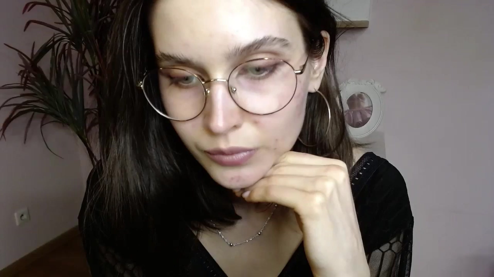 Gallery image thumbnail from SarahPassionX's myfreecams stream on, 04/04/2024, 14:58 image 8 of 20