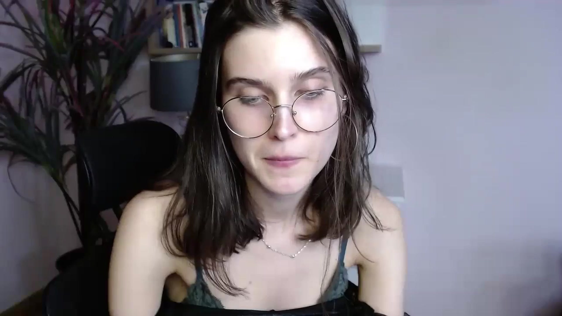 Gallery image thumbnail from SarahPassionX's myfreecams stream on, 04/18/2024, 18:08 image 5 of 20