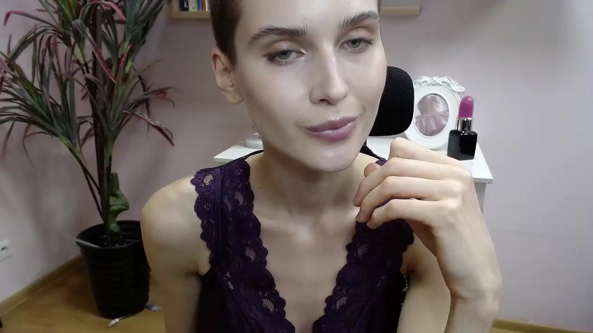 Gallery image thumbnail from SarahPassionX's myfreecams stream on, 05/07/2024, 14:52 image 10 of 20