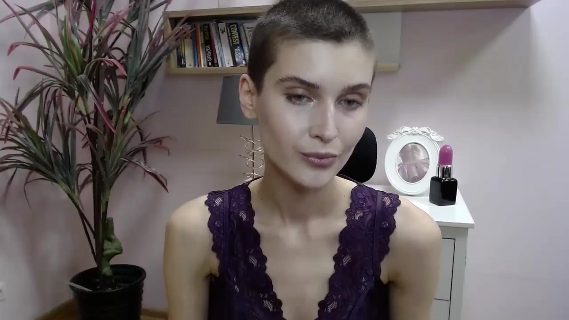 Gallery image thumbnail from SarahPassionX's myfreecams stream on, 05/07/2024, 14:52 image 1 of 20