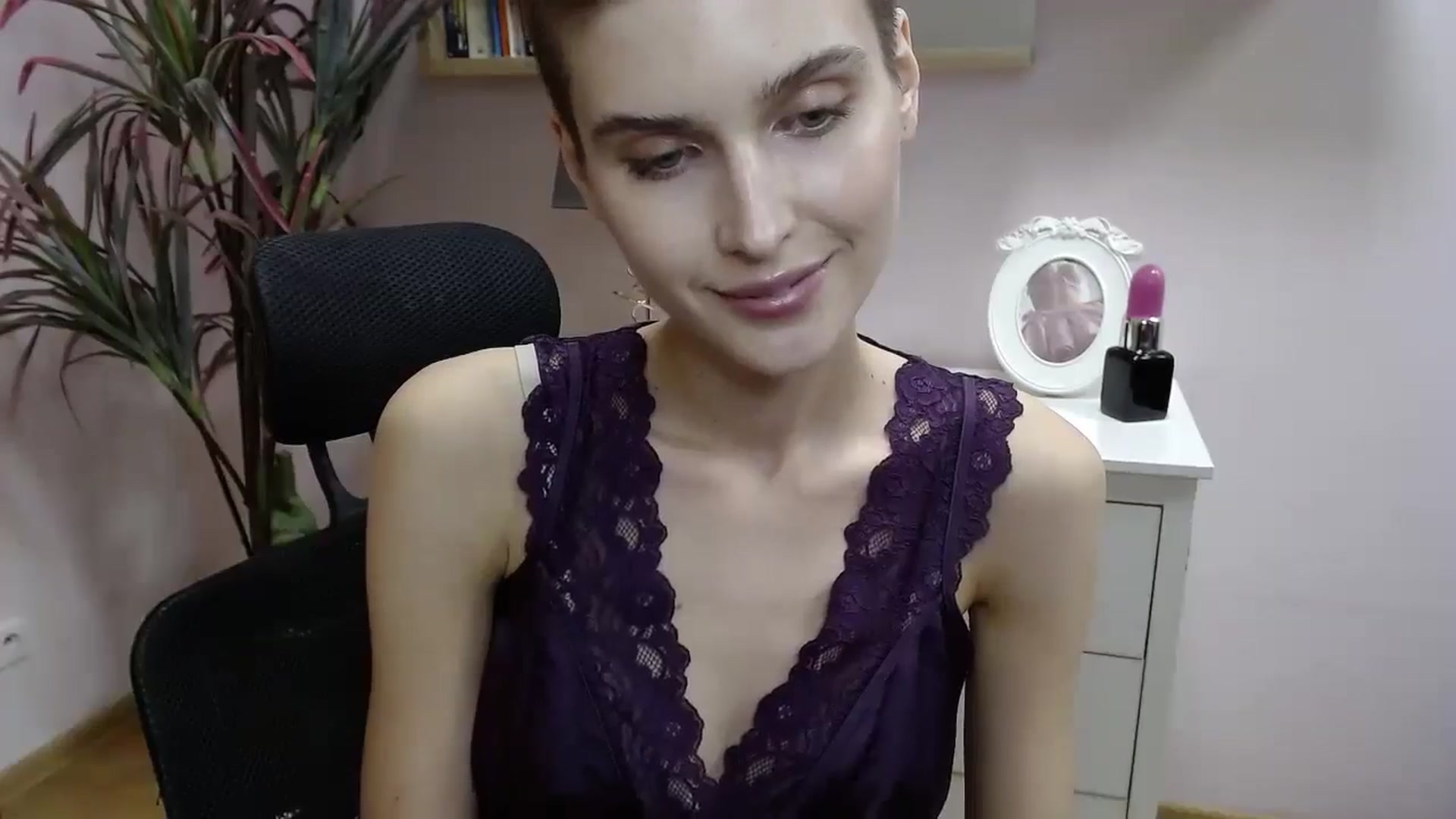 Gallery image thumbnail from SarahPassionX's myfreecams stream on, 05/07/2024, 15:40 image 19 of 20